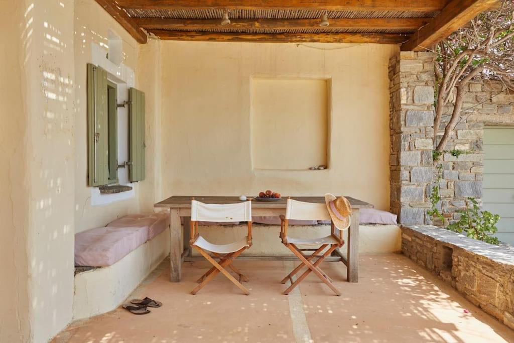 Ochre Dream, Beach front & Sunset villa Naousa photo 4