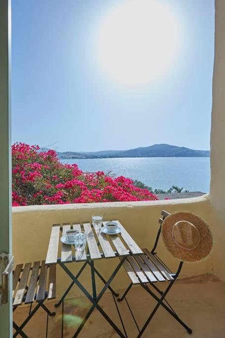 Ochre Dream, Beach front & Sunset villa Naousa photo 5