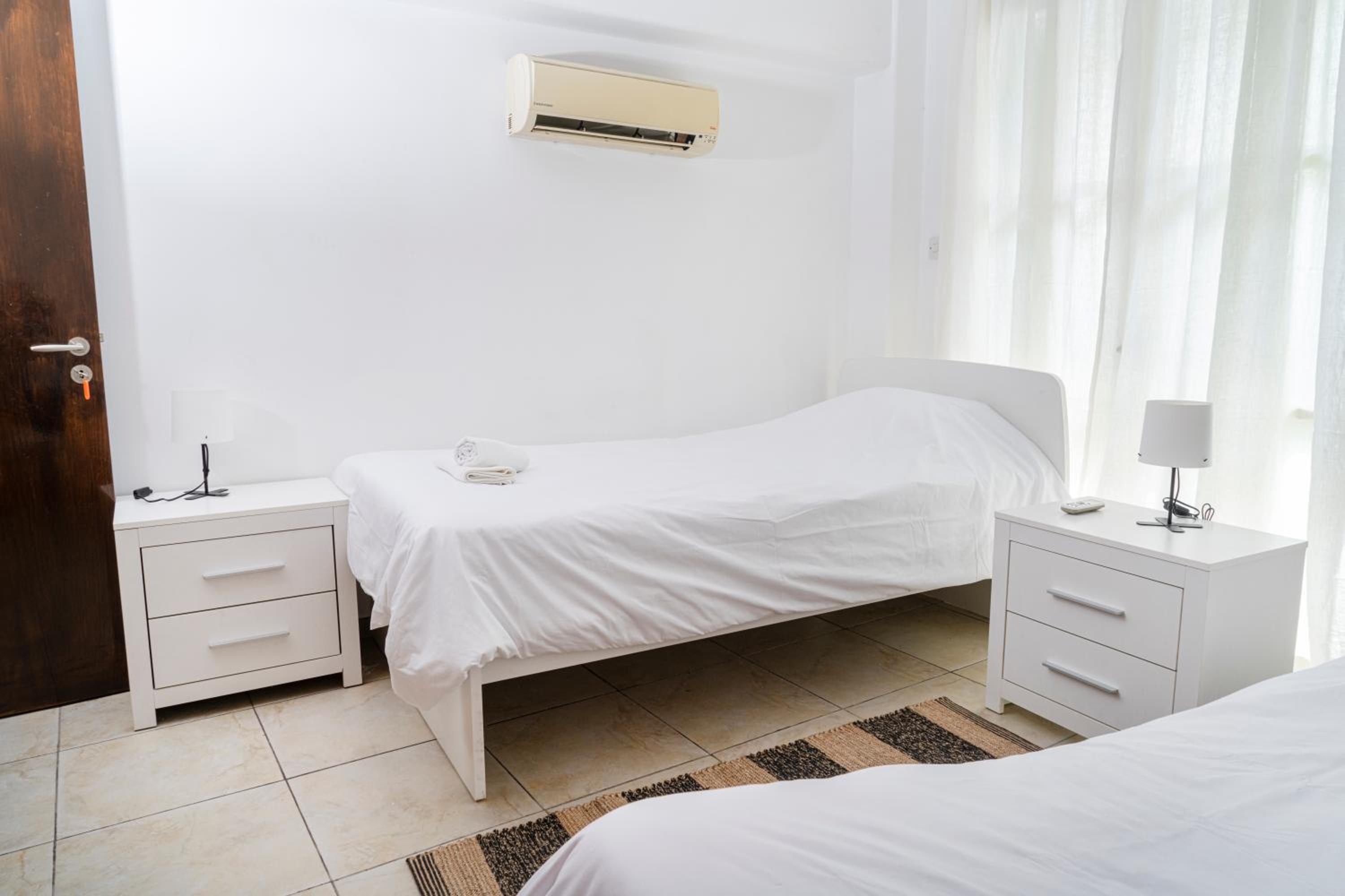 Private room in shared flat