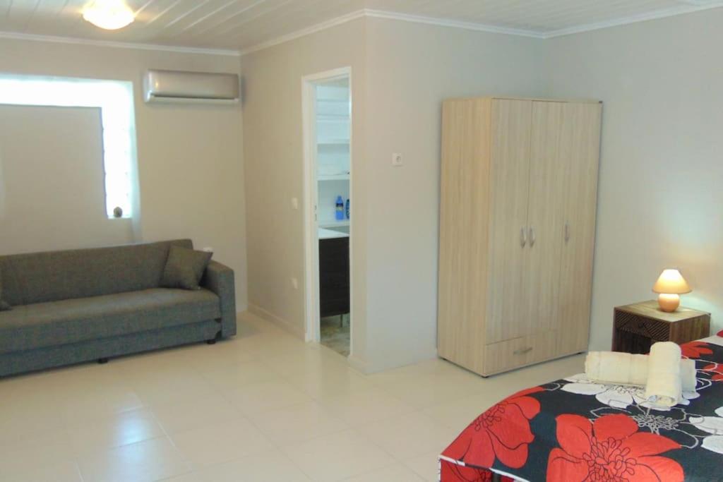 Farmhouse main 1 view 4