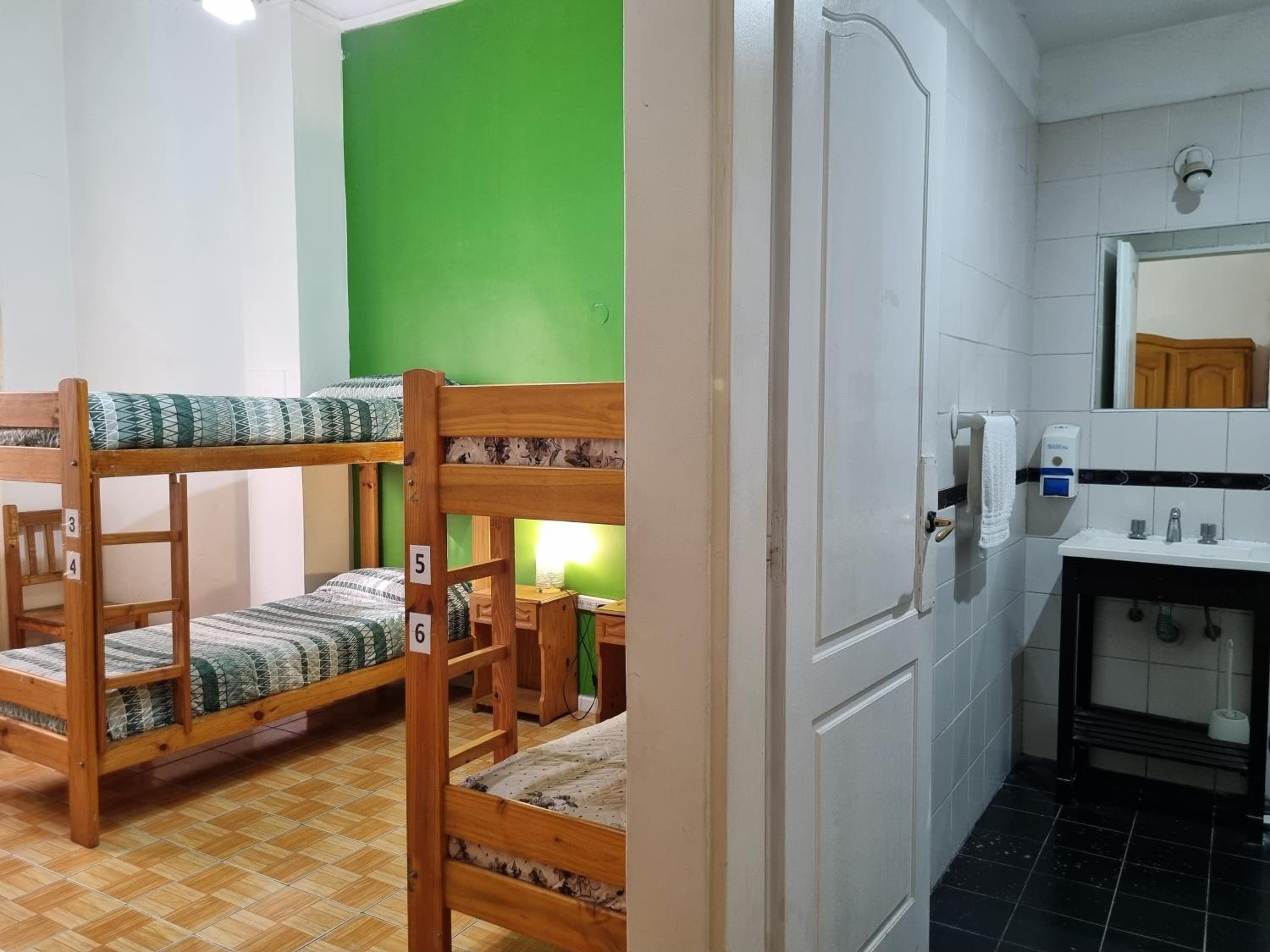 Hostel Estoril