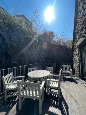 Honeypot Cottage in Centre of Bowness view 2
