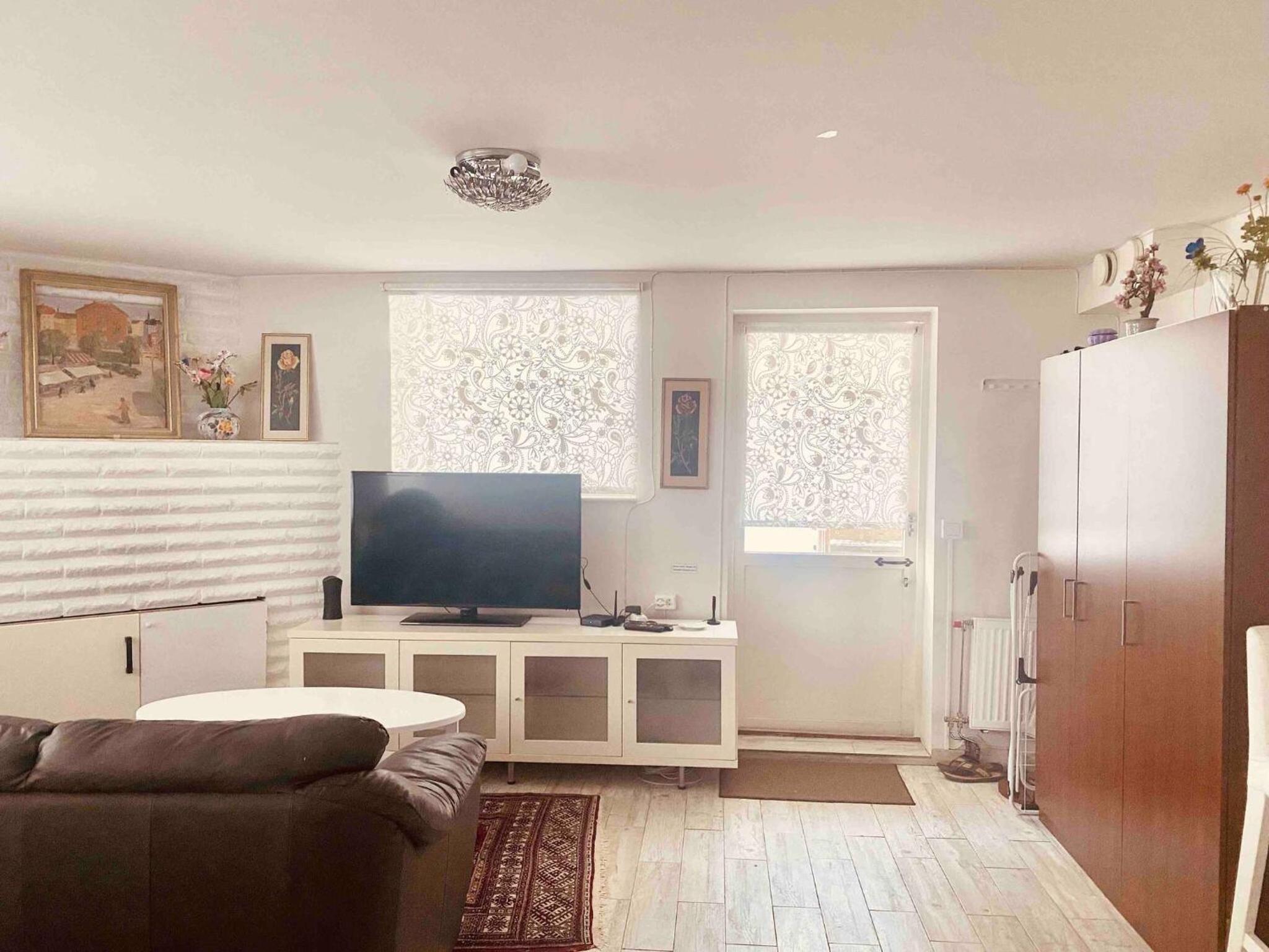 Charming Studio Flat In Sollentuna, Stockholm view 2