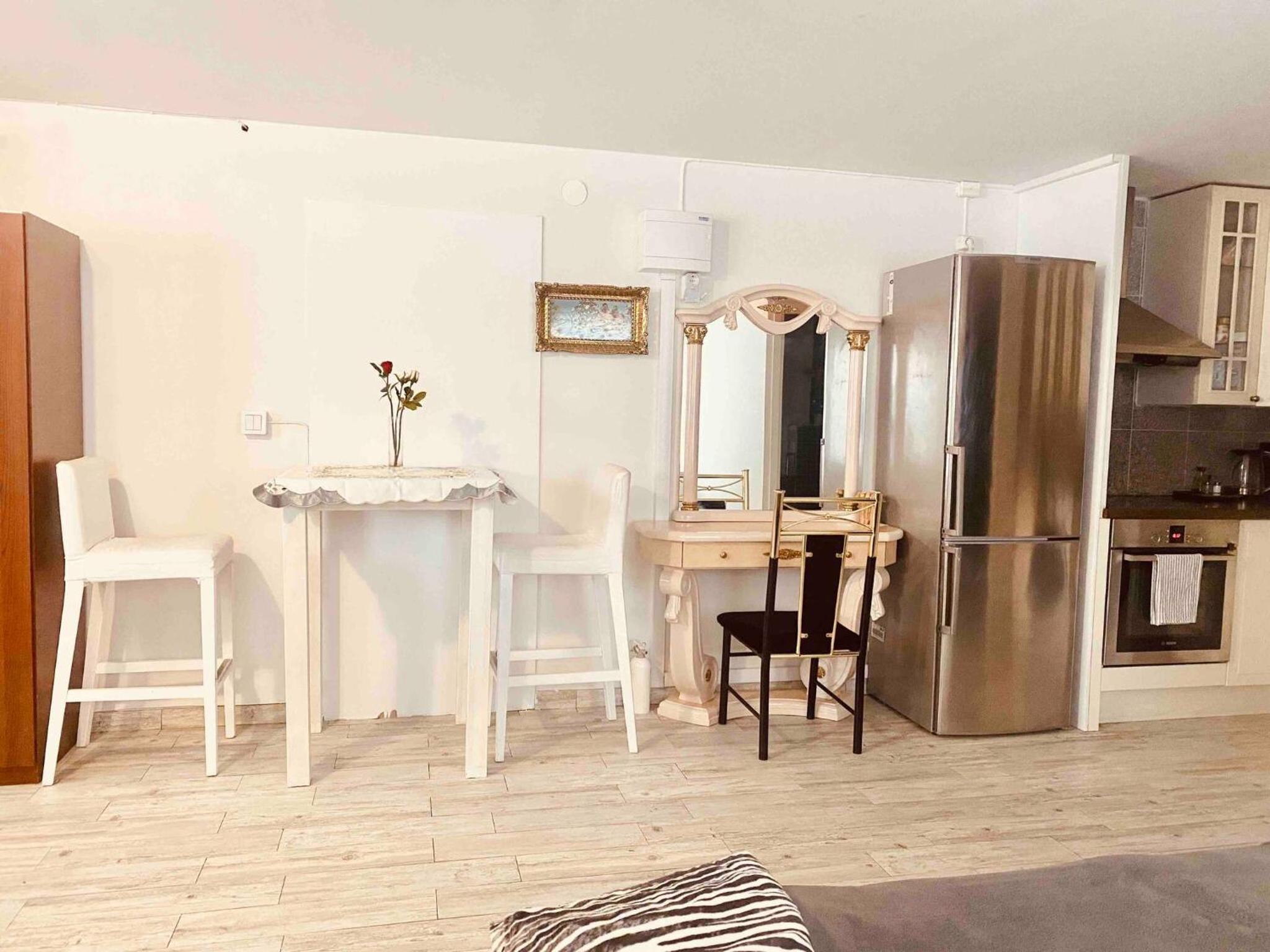 Charming Studio Flat In Sollentuna, Stockholm view 5