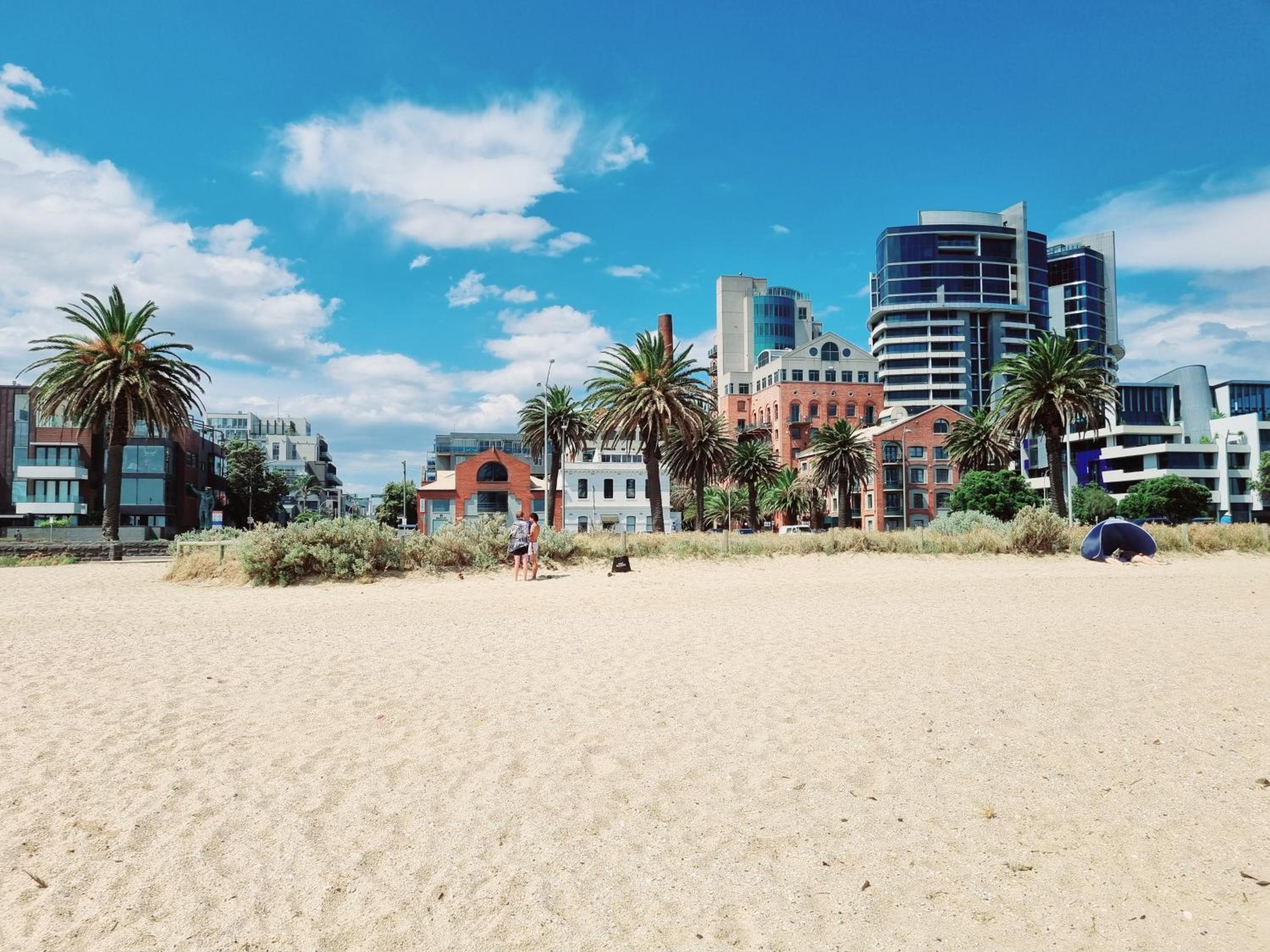 Port Melbourne Dog Beach Stays