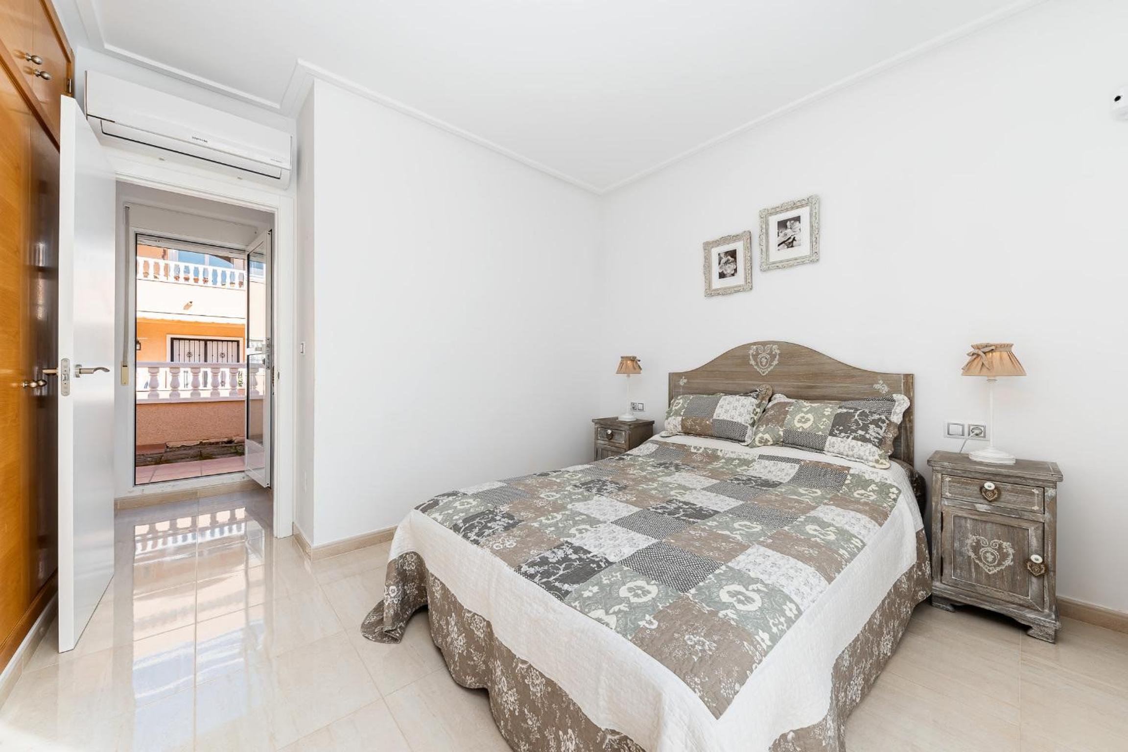 Bungalow La Zenia cerca de la playa