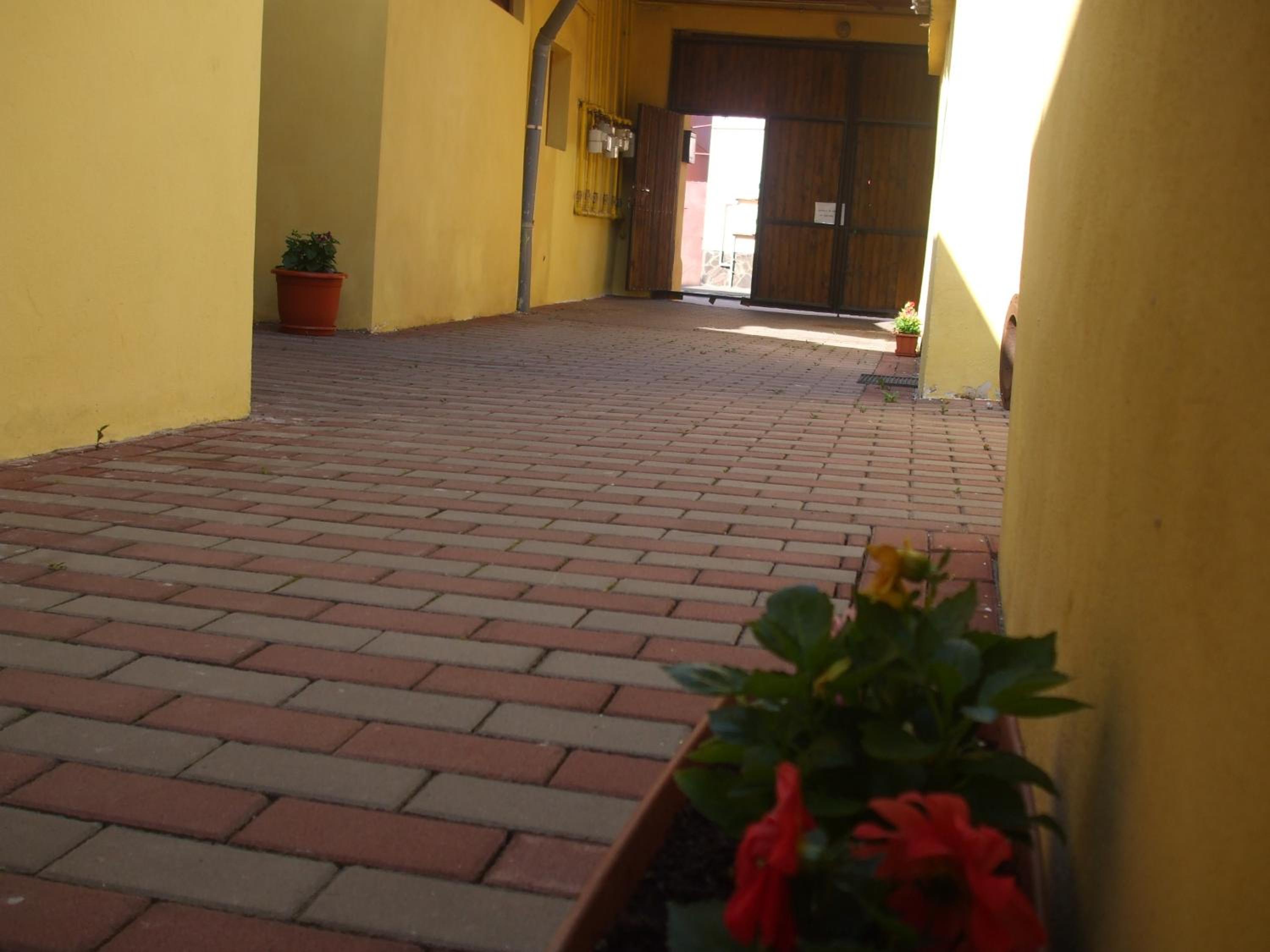 Photo 37
