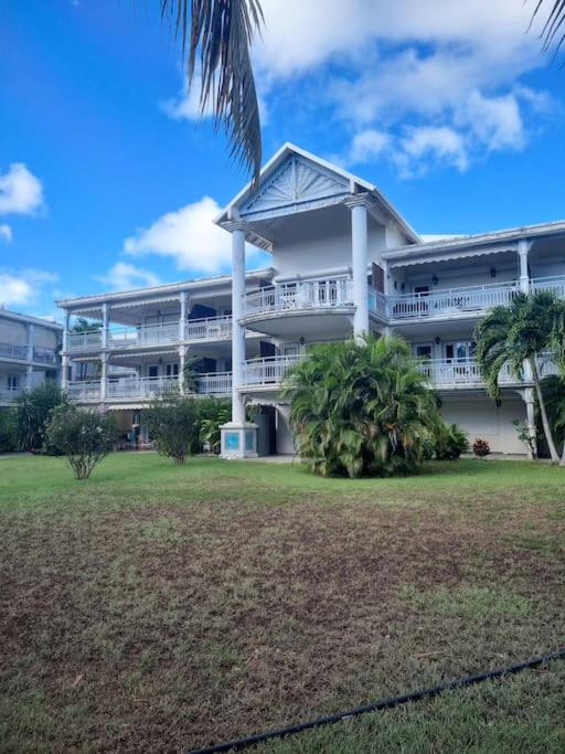 La Mangotine - Duplex à Saint François avec piscine view 2