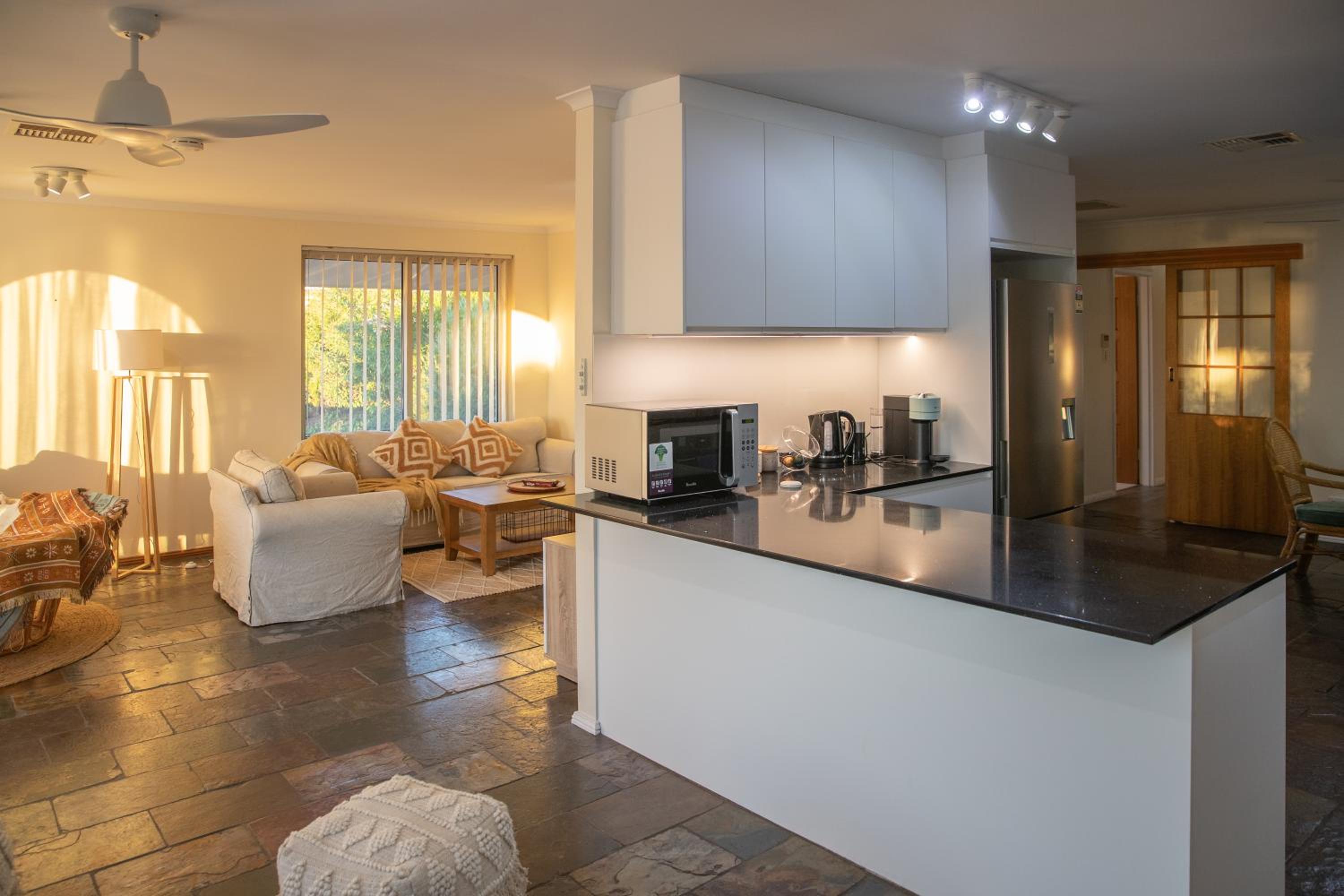 Hallett Cove Garden House with Ocean Sunset