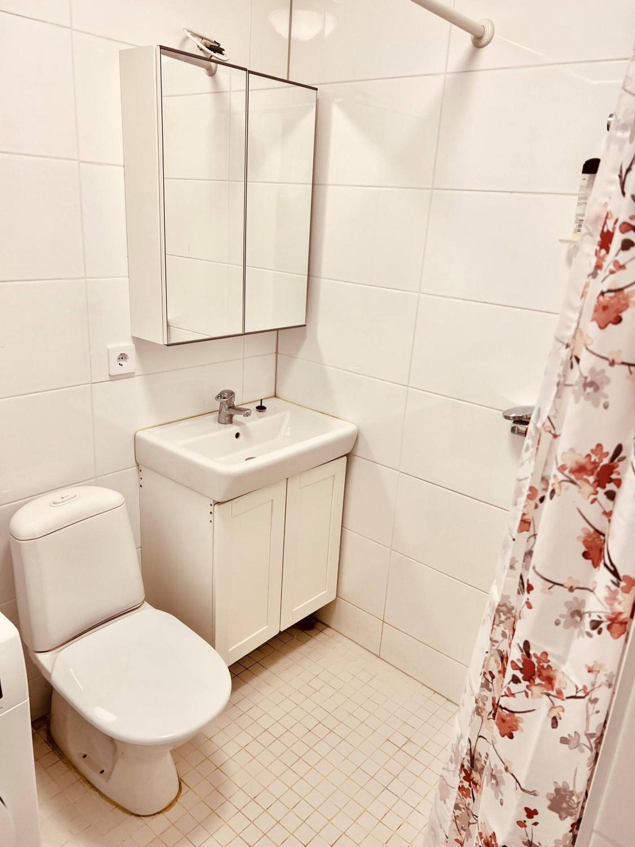 Lovely 2-bed Flat In Stockholm view 4