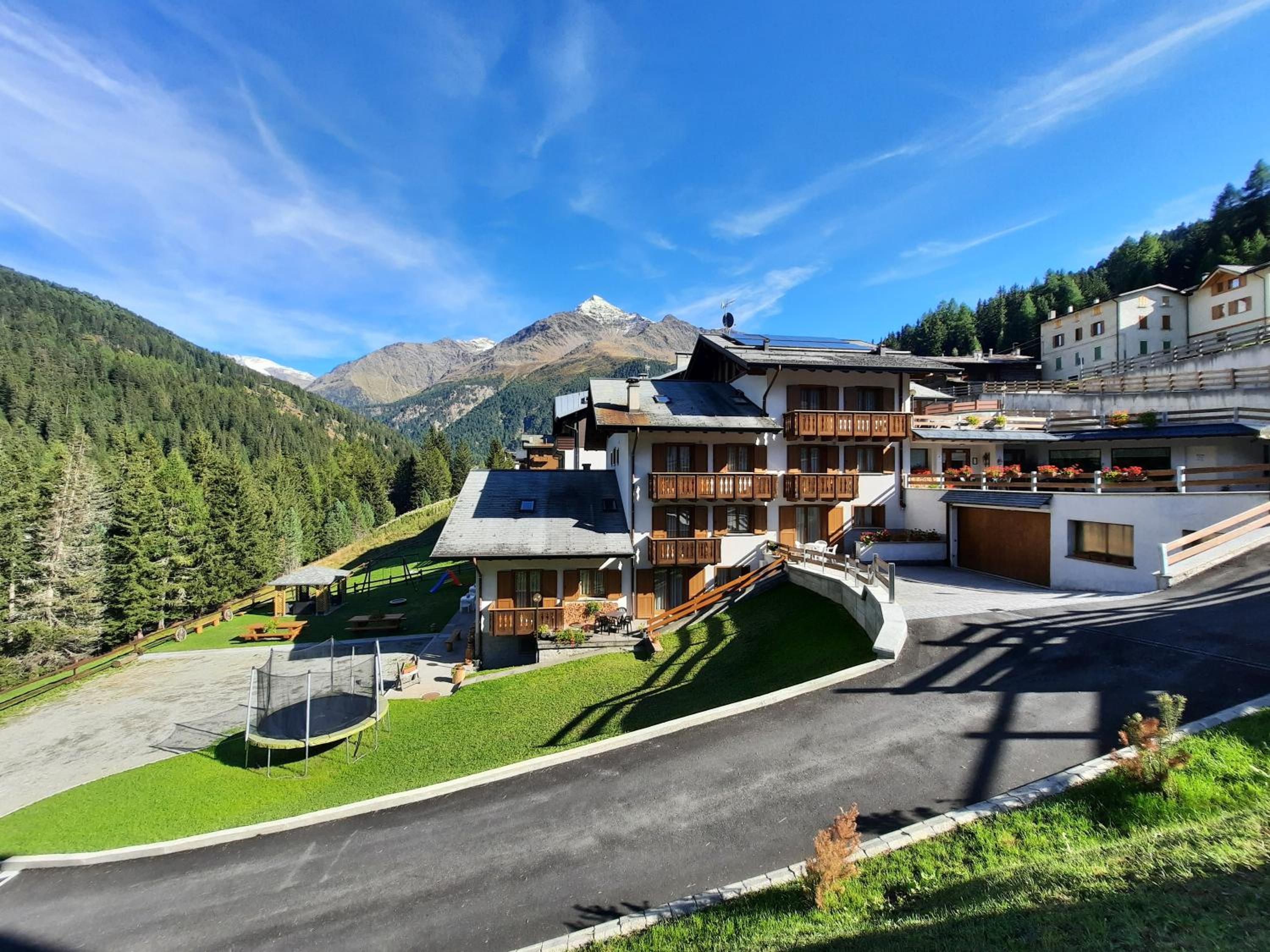 Chalet Primula 13 view 5