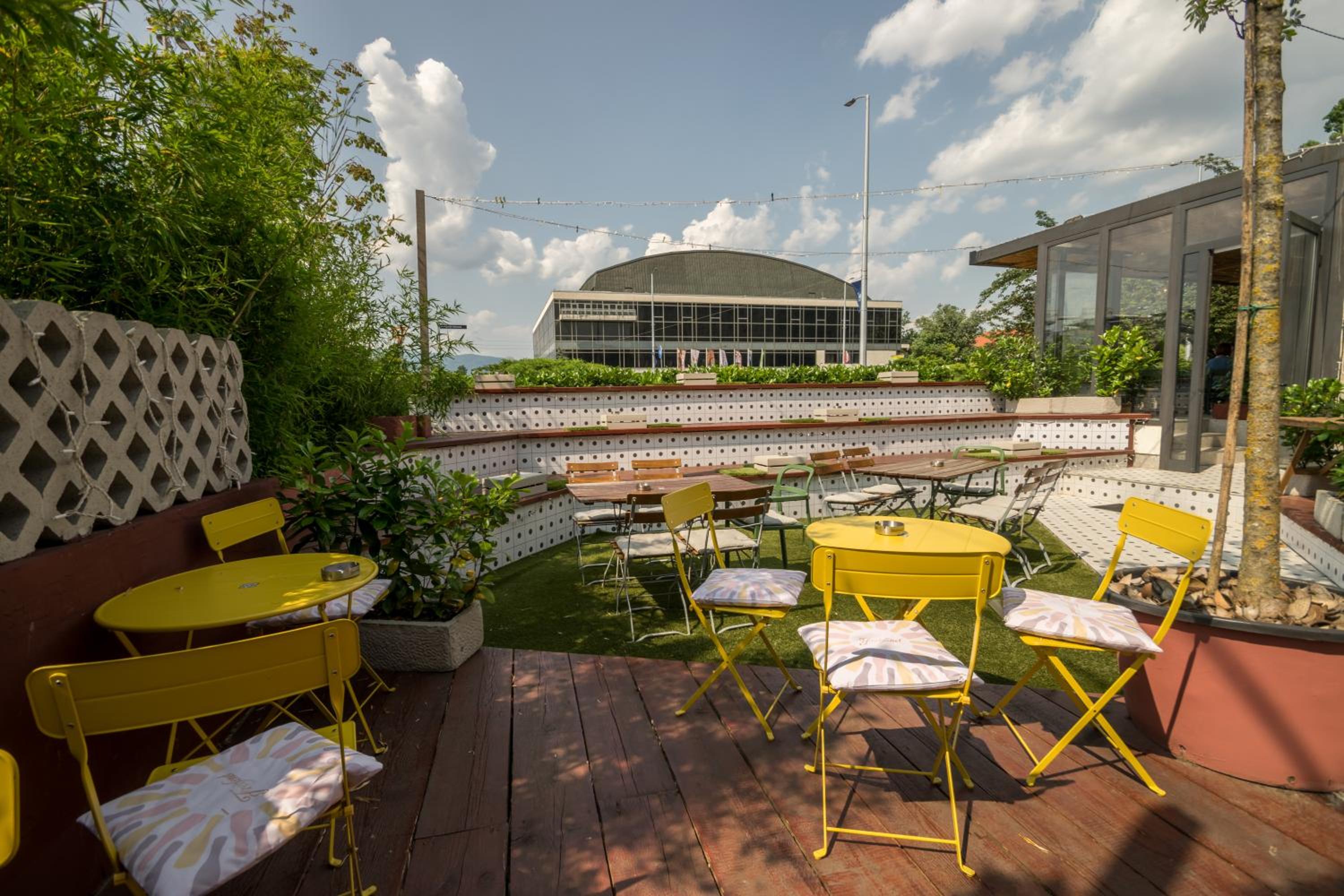 Lemon Market rooms view 5