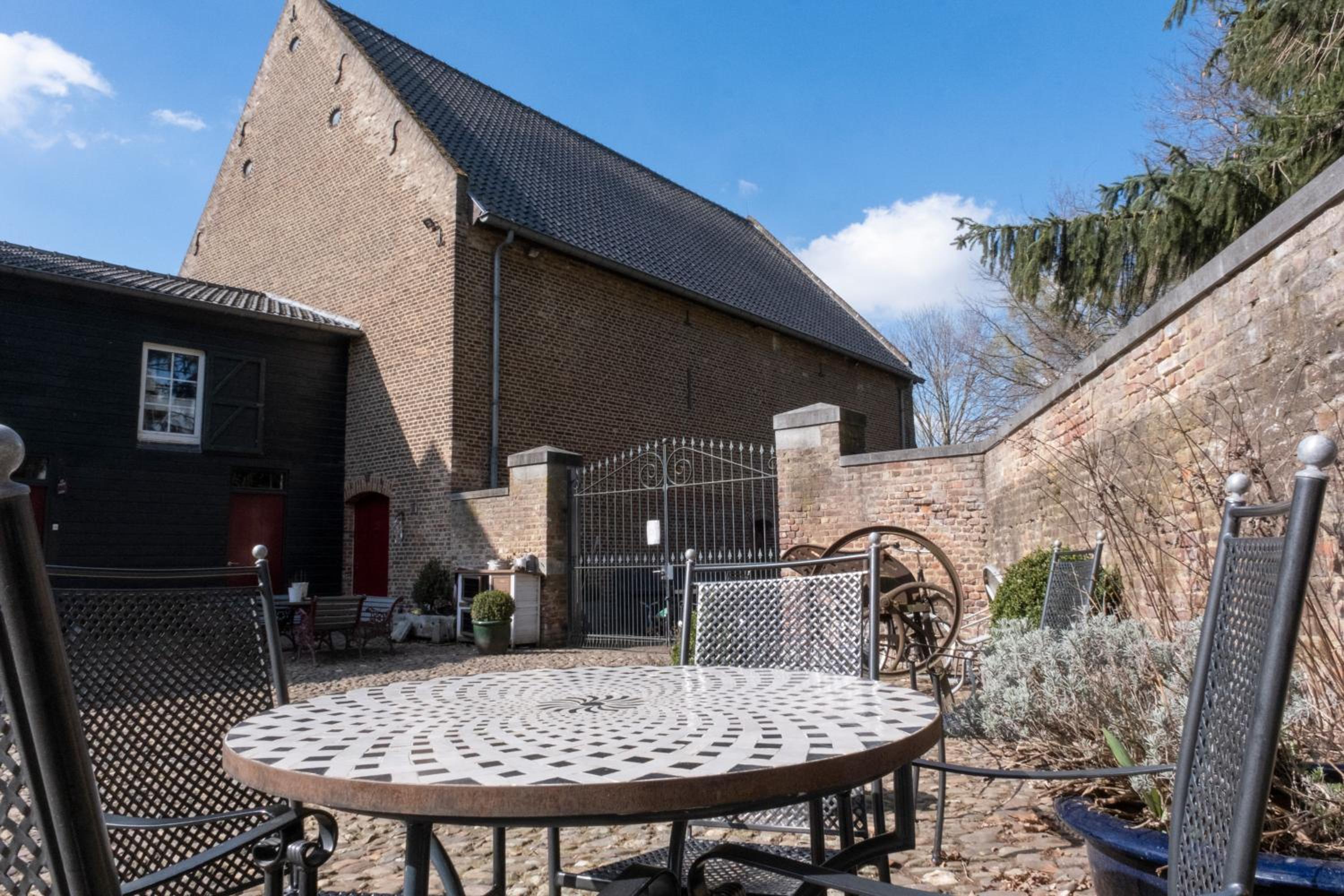 Meschermolen 9 en Mesch