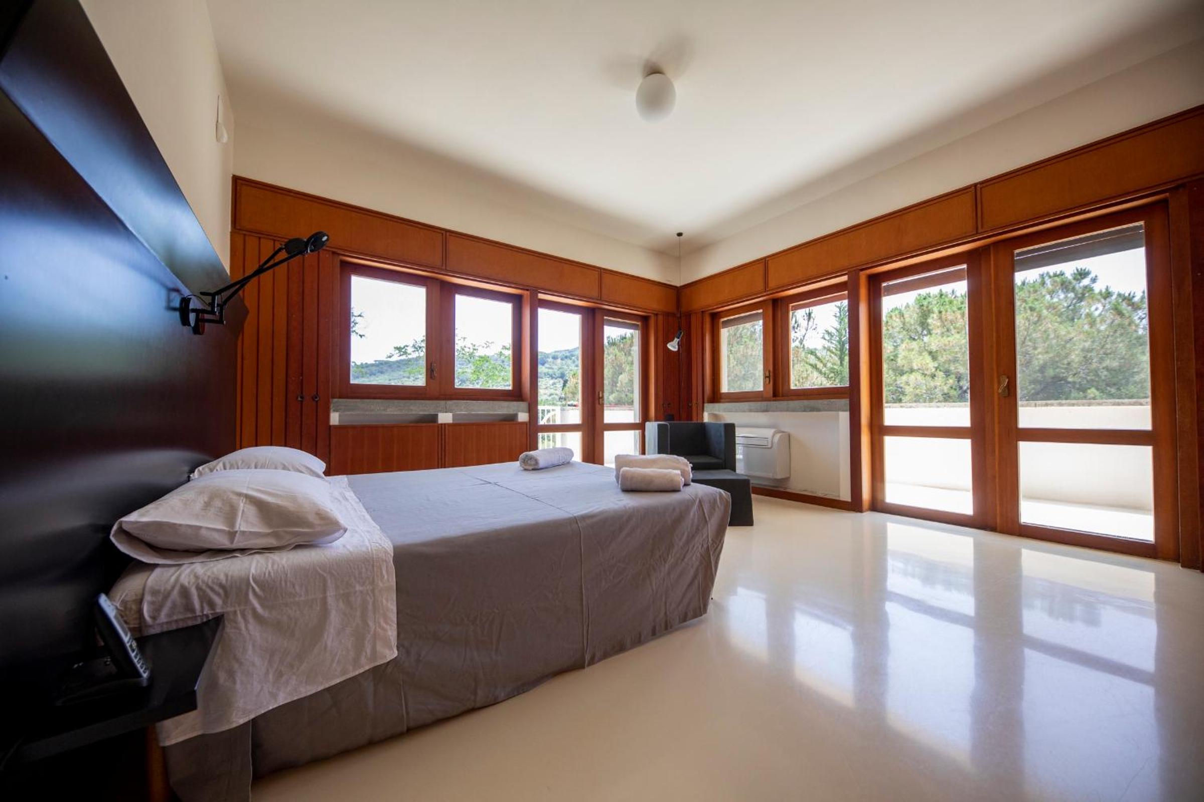 Casa Mitra