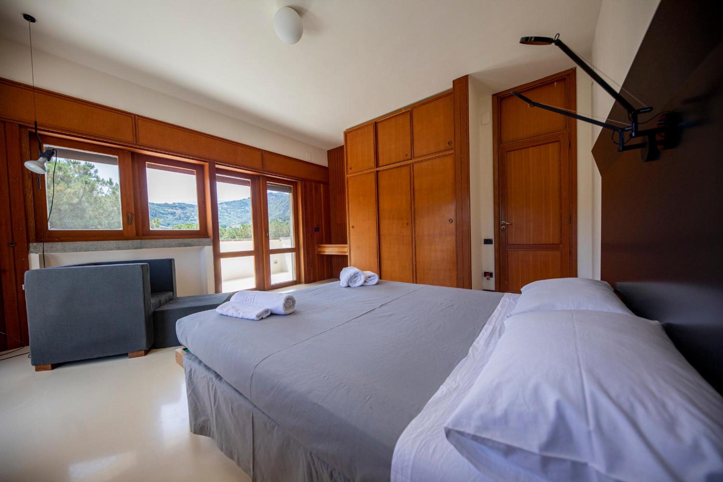 Casa Mitra