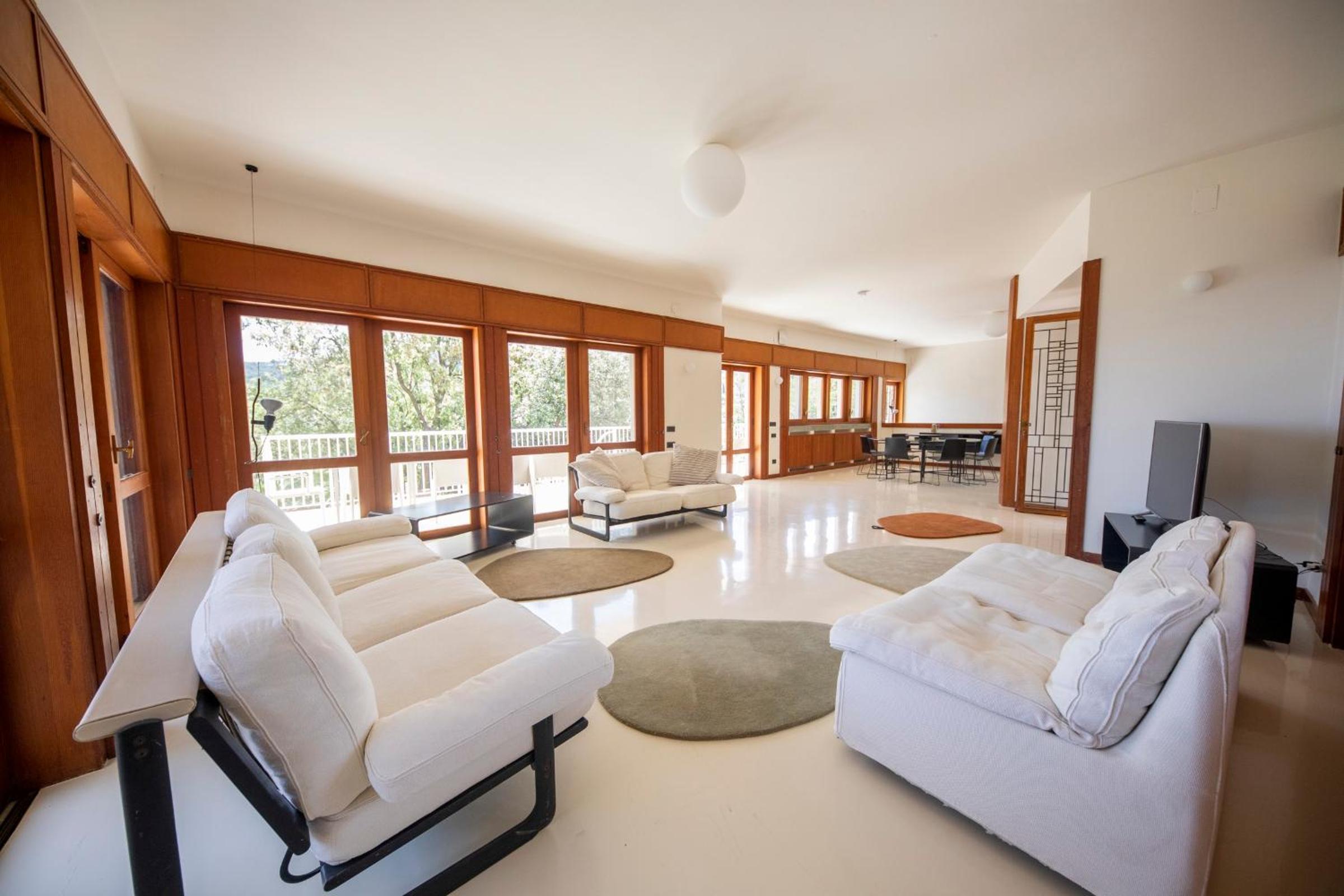 Casa Mitra