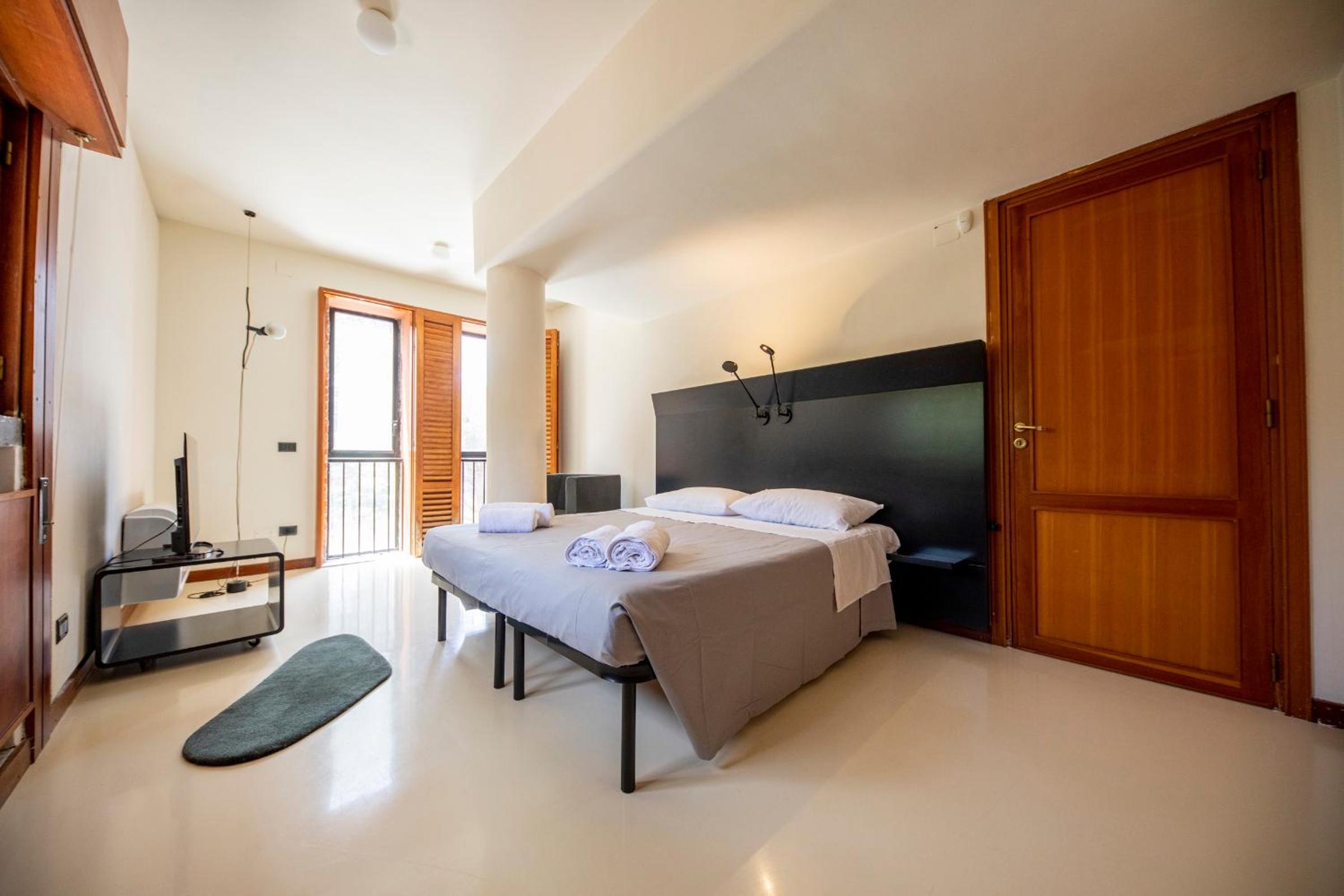 Casa Mitra