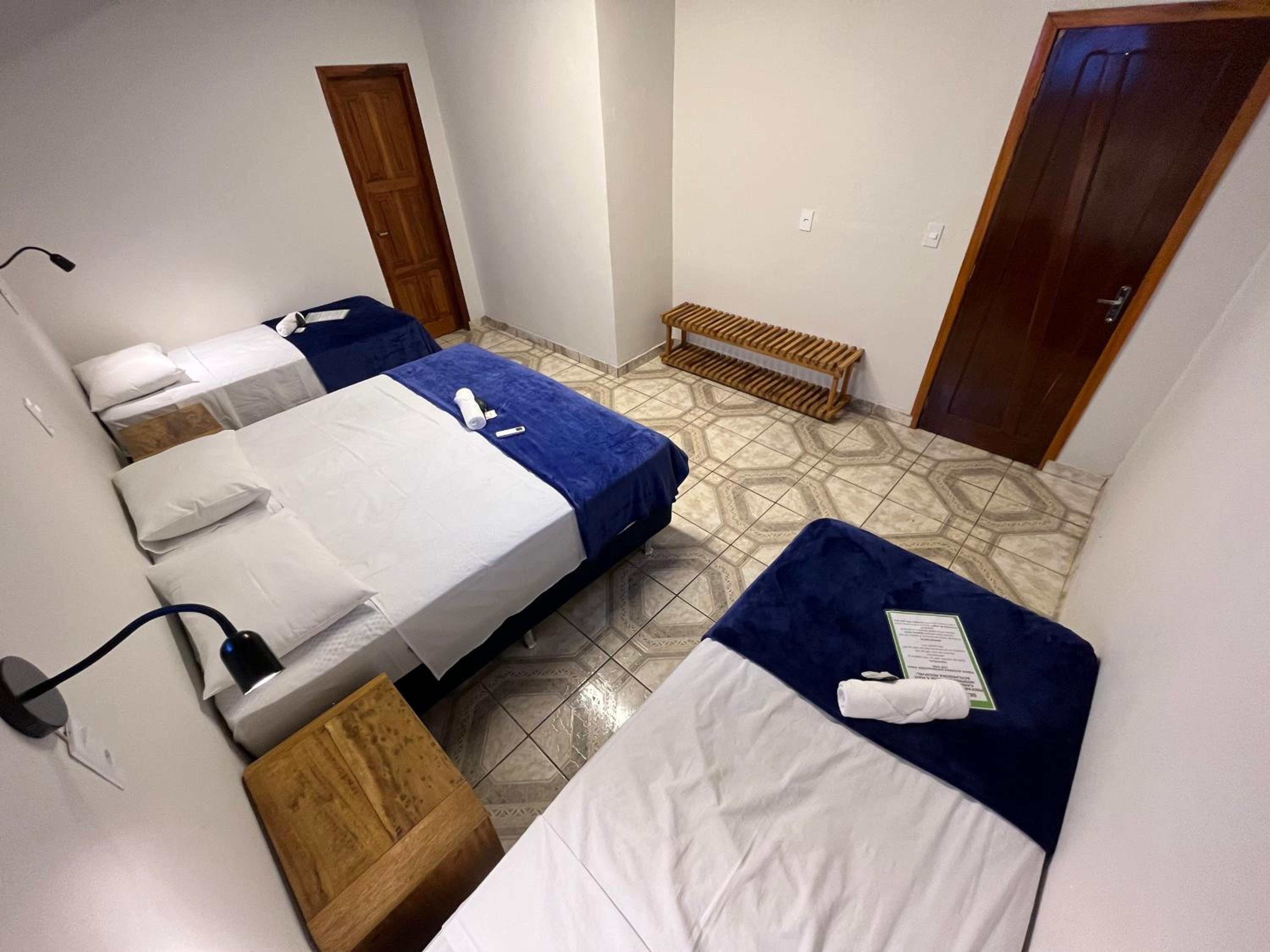 Local Hostel Novo Airão