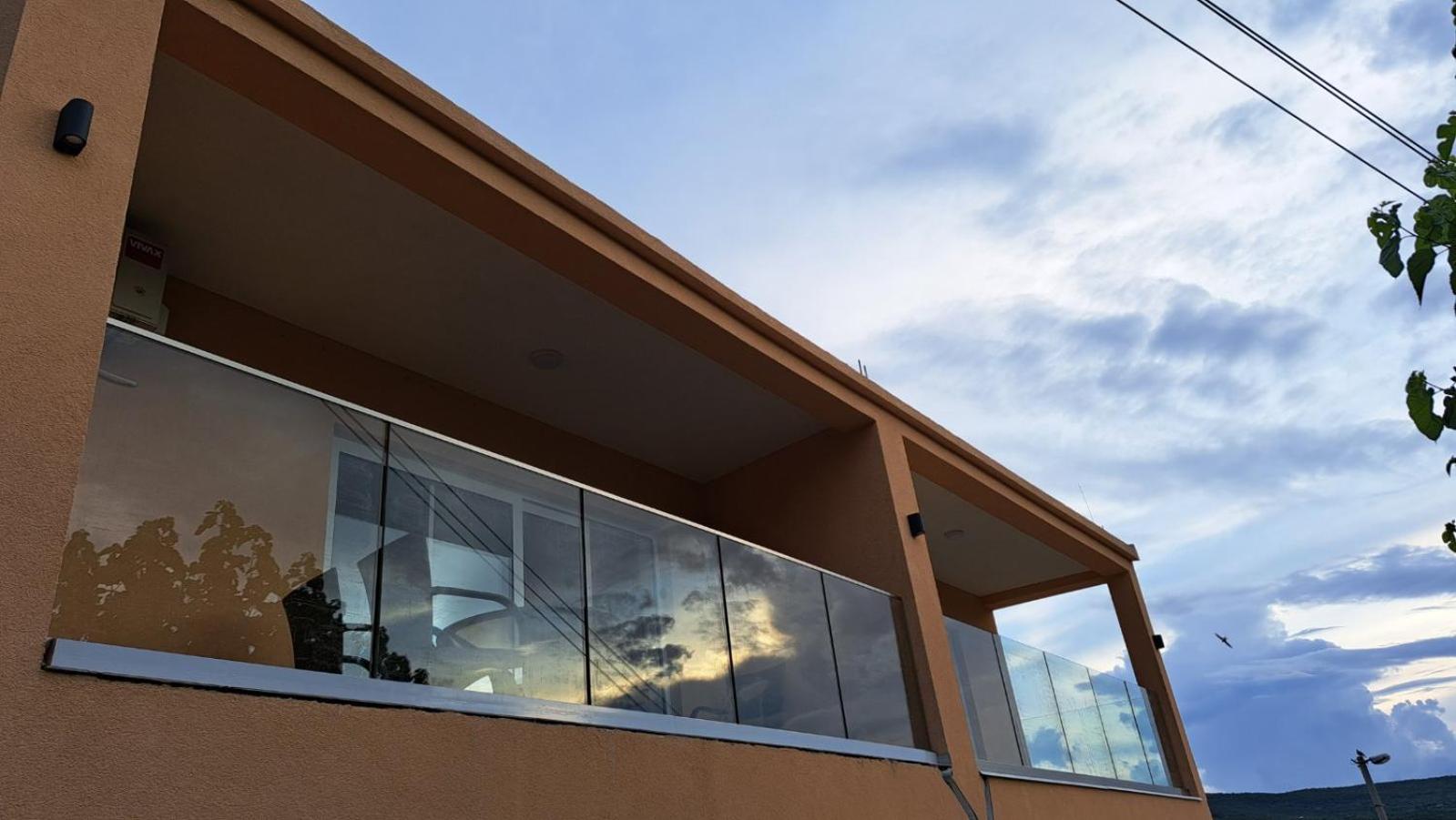 Aparmani Raj lux view 2