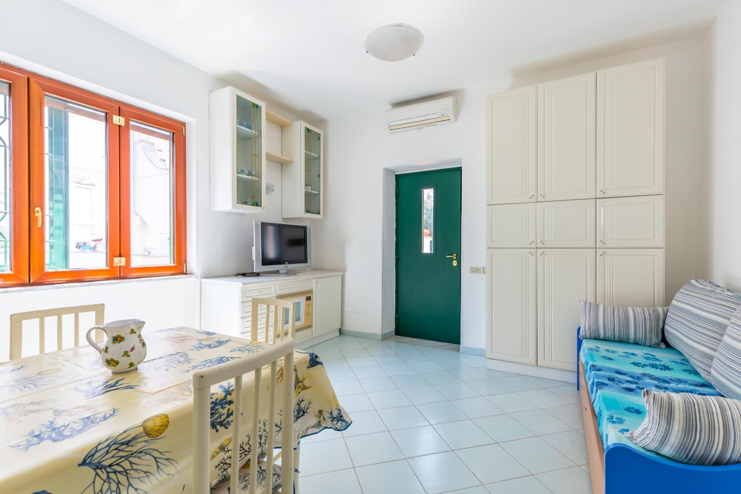 Friendly&Family Apartment at Ischia view 3