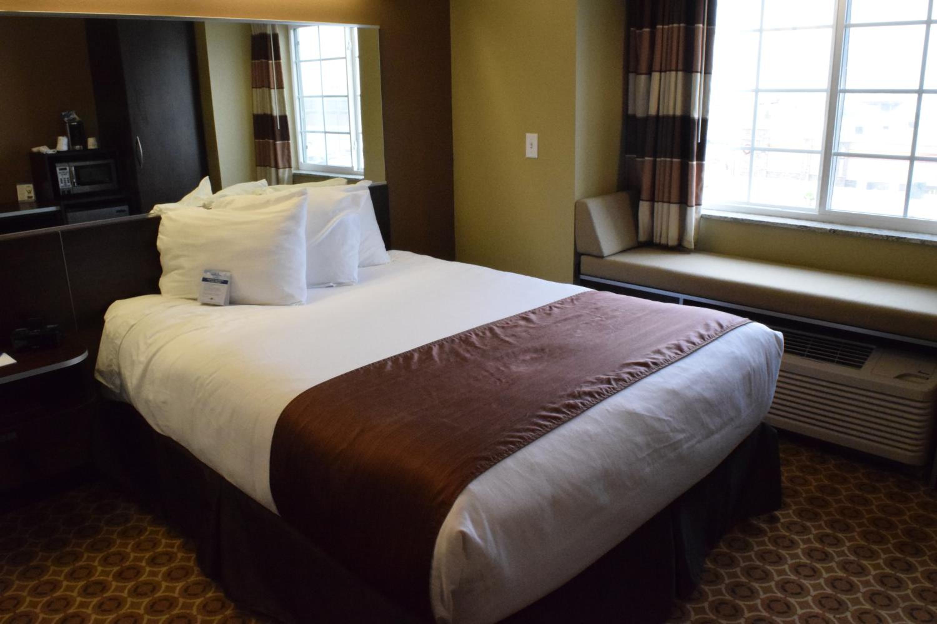 Microtel Inn and Suites Pecos, 写真 30