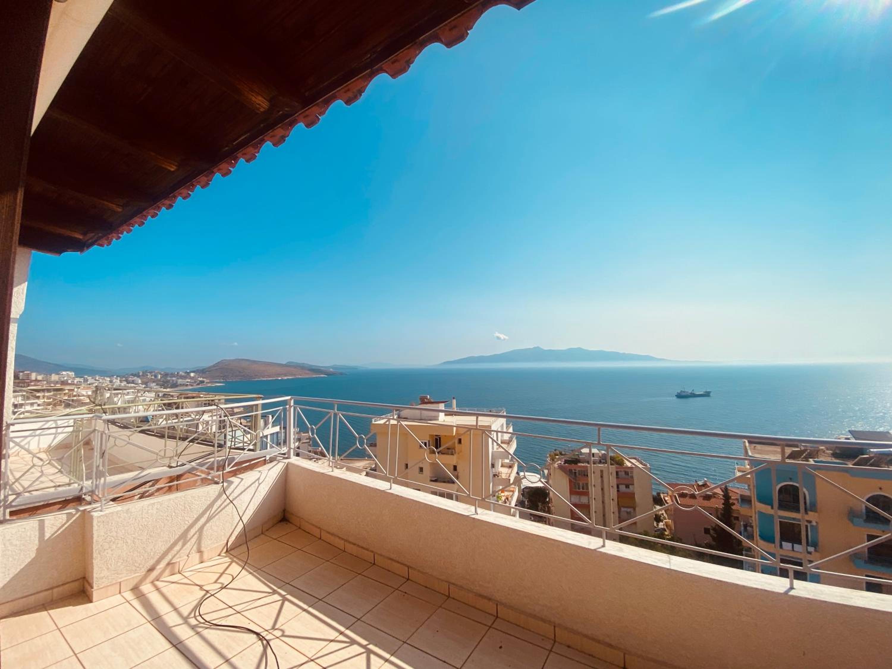 Lilo's Place Saranda Beach