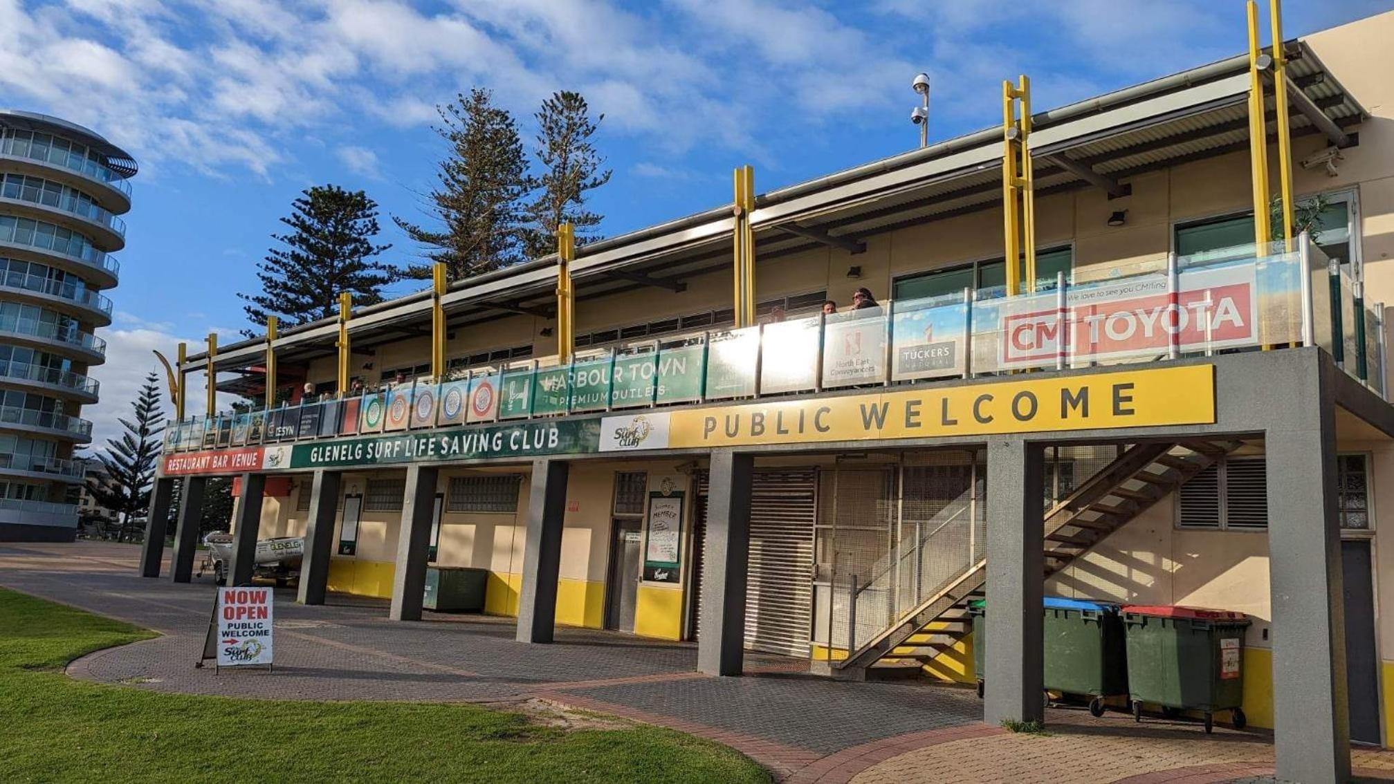 Glenelg resort style beachside apartment