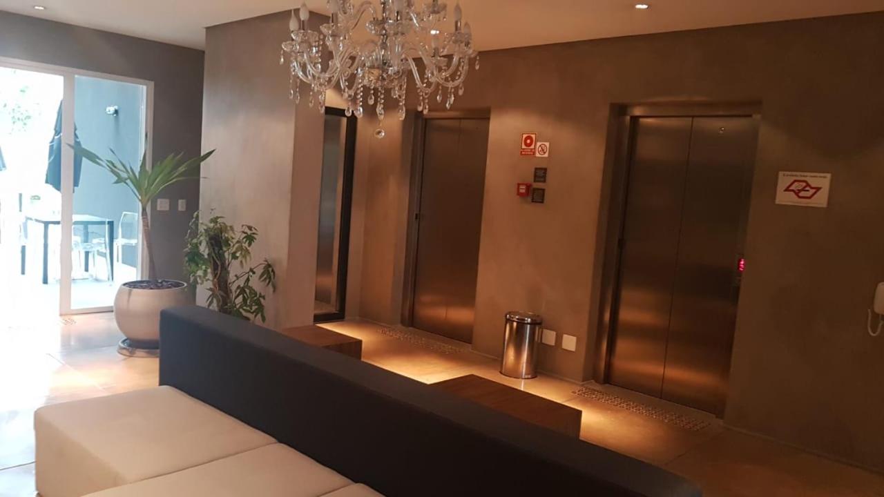 Studio completo com piscina e localização privilegiada - A 350m do Metrô Anhangabaú