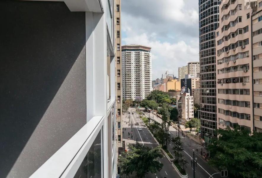 Studio completo com piscina e localização privilegiada - A 350m do Metrô Anhangabaú