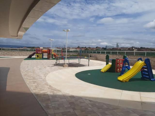 Apartamento confortável, localização extra -recepção 24h- Varanda com vista panorâmica
