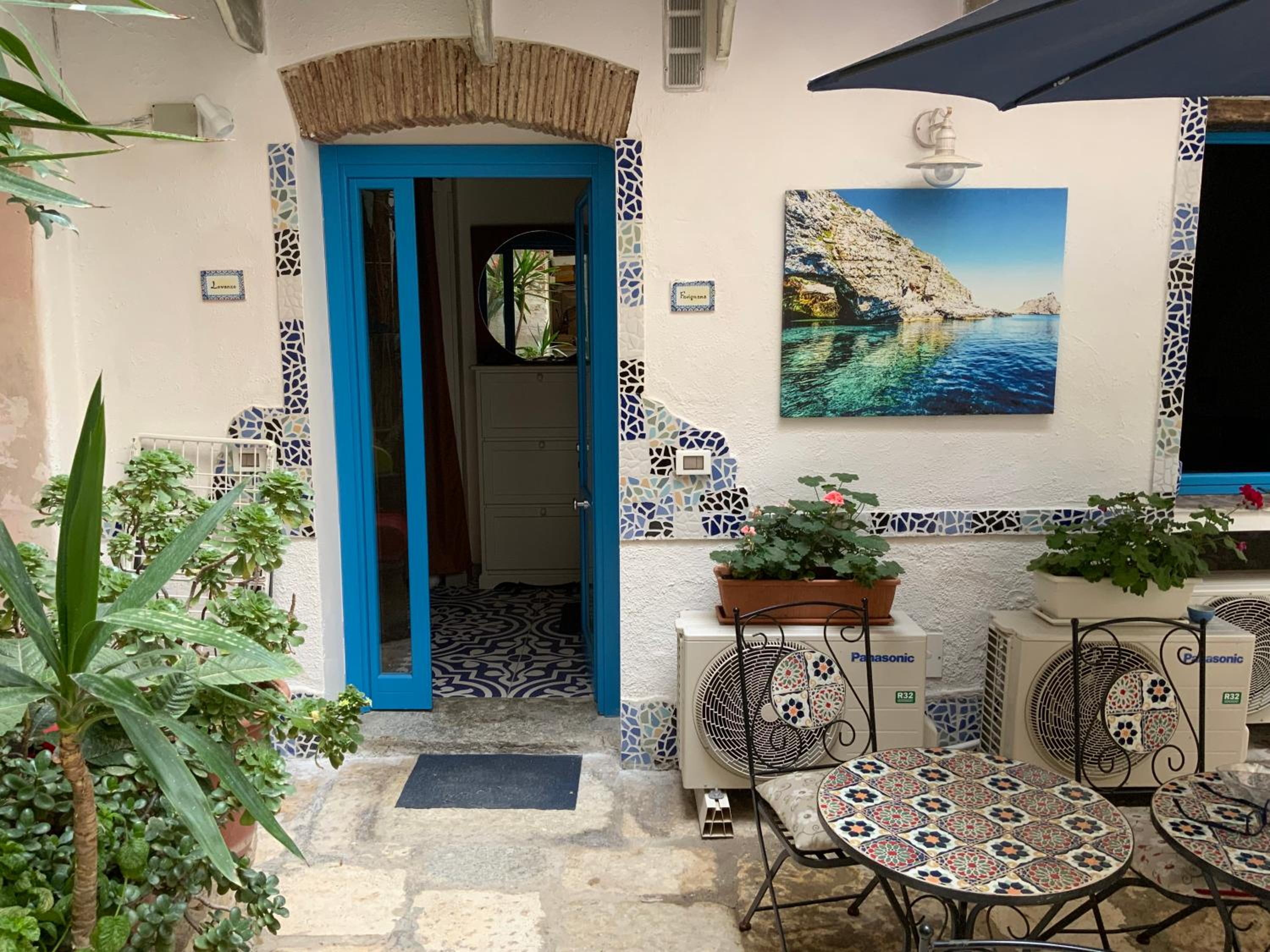 Cortile Azzurro photo 2