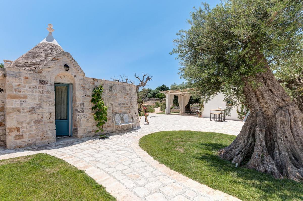 Trulli Ericla Resort
