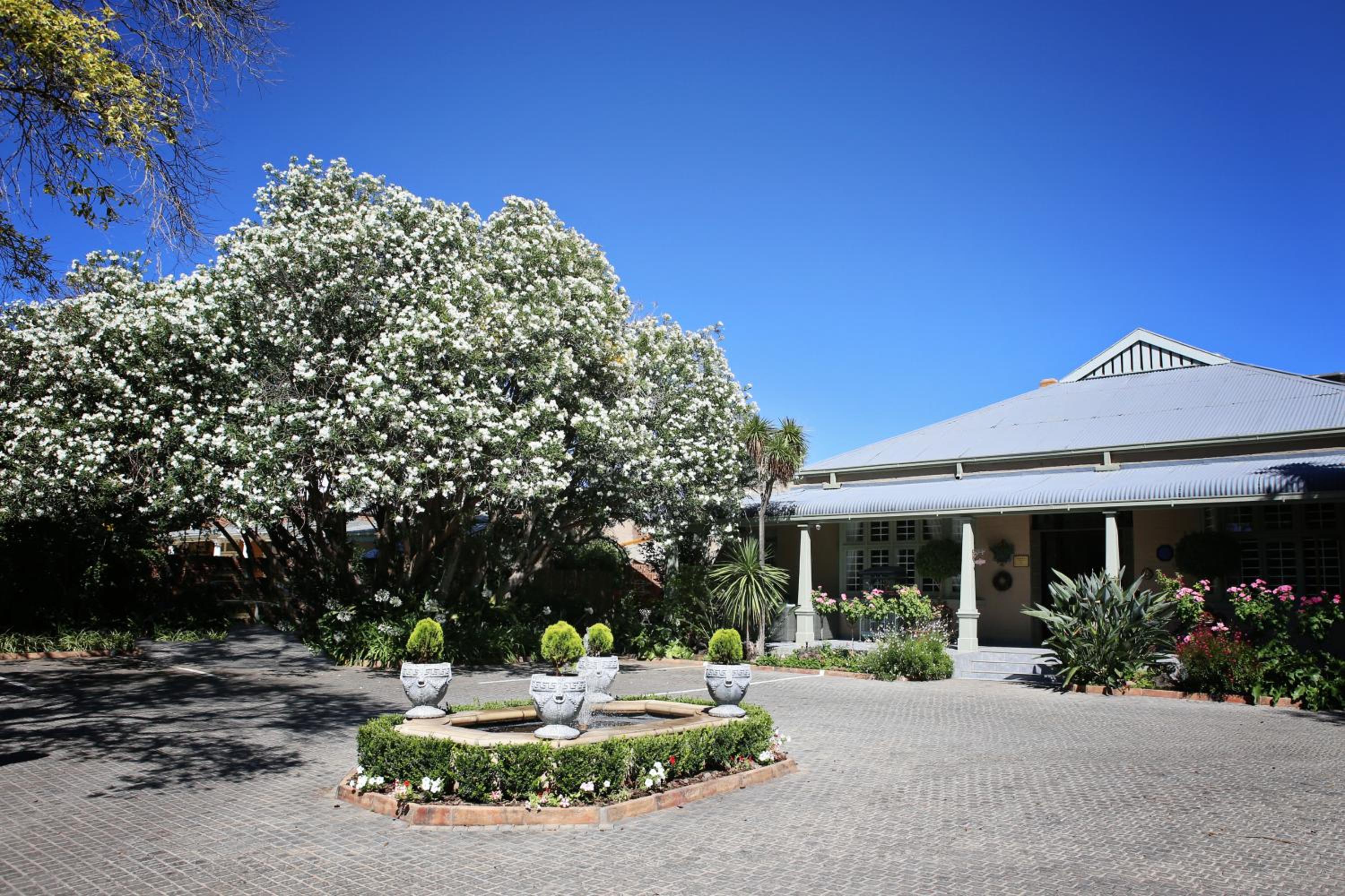 Oleander Guest House