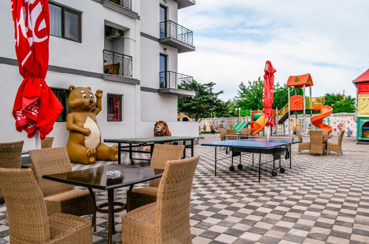 children's play area