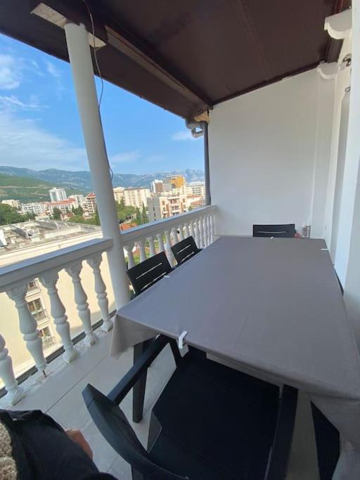 Studio apartment in the city center, Budva view 2