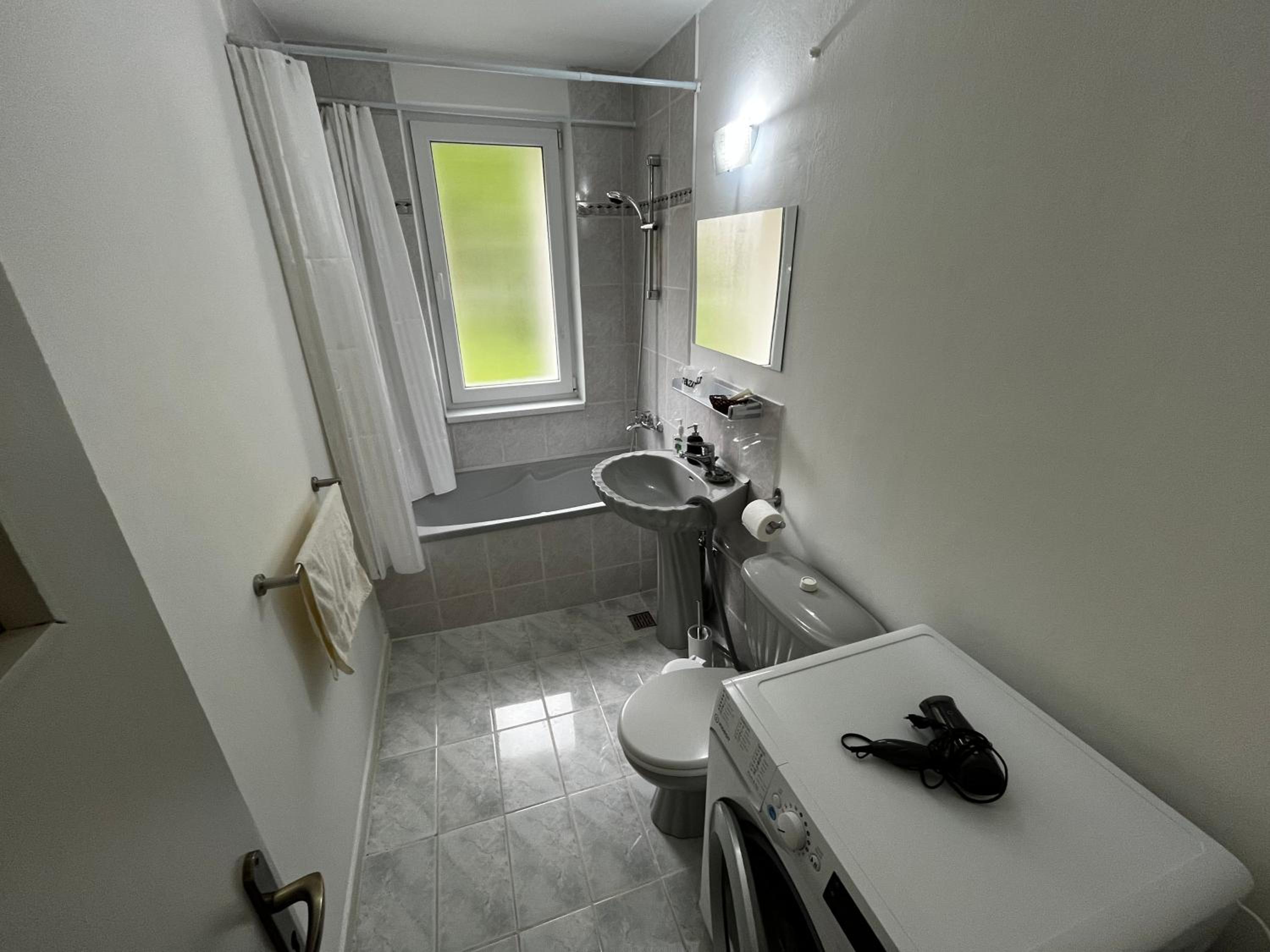 Cozy Flat en Braşov — bathroom