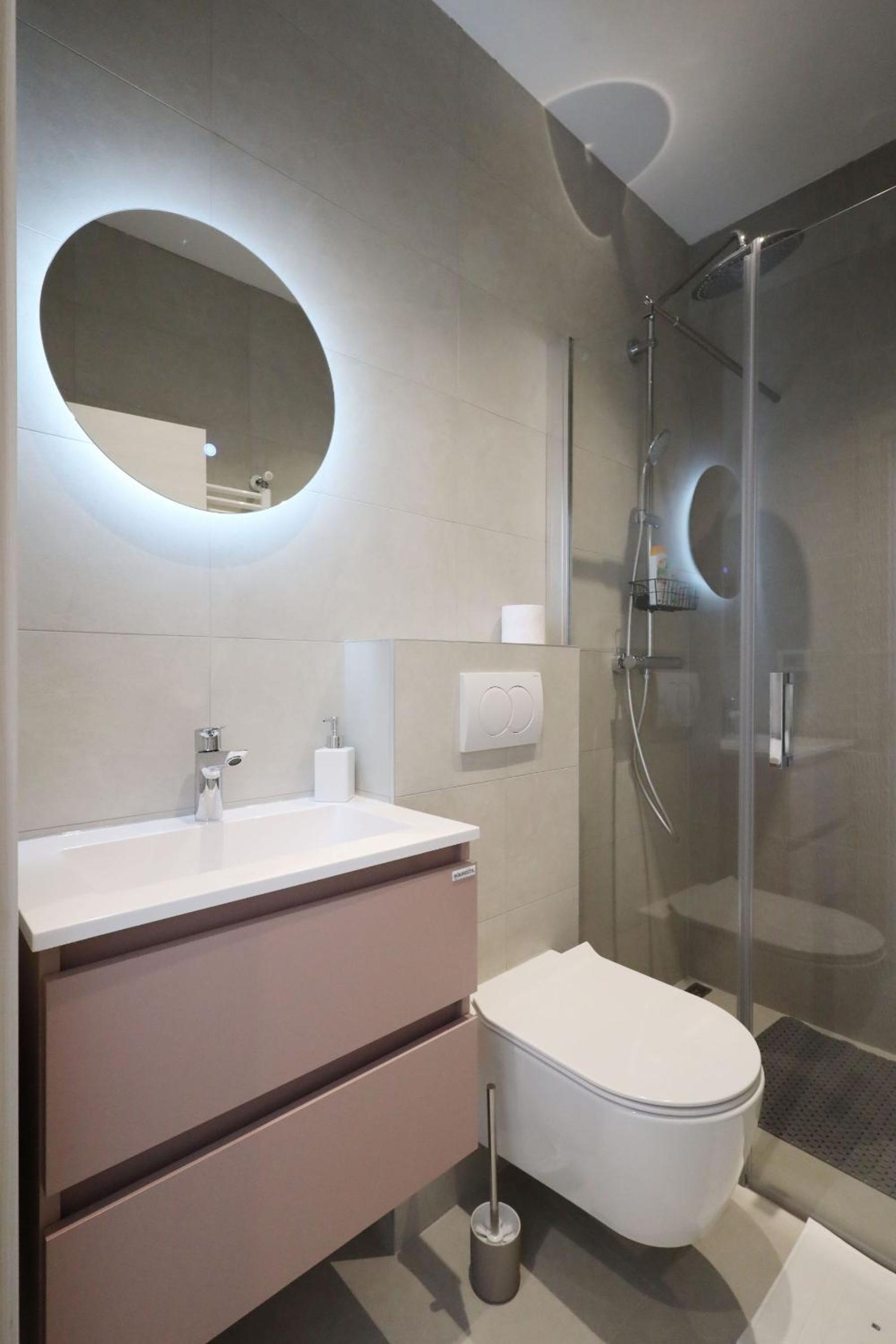 Apartments Maestral