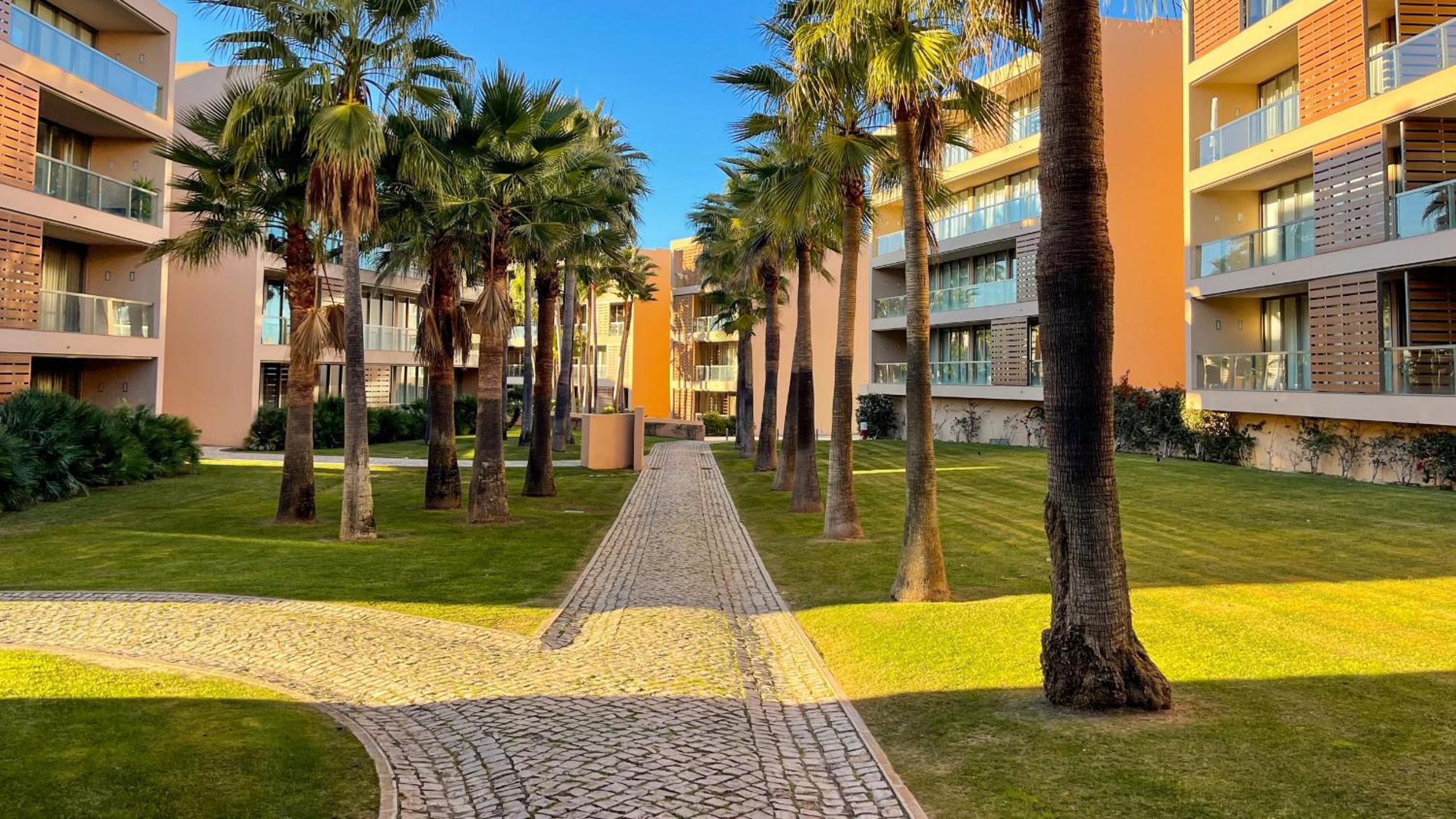 Herdade dos Salgados,T3 8C-0C, Vila das Lagoas photo 1