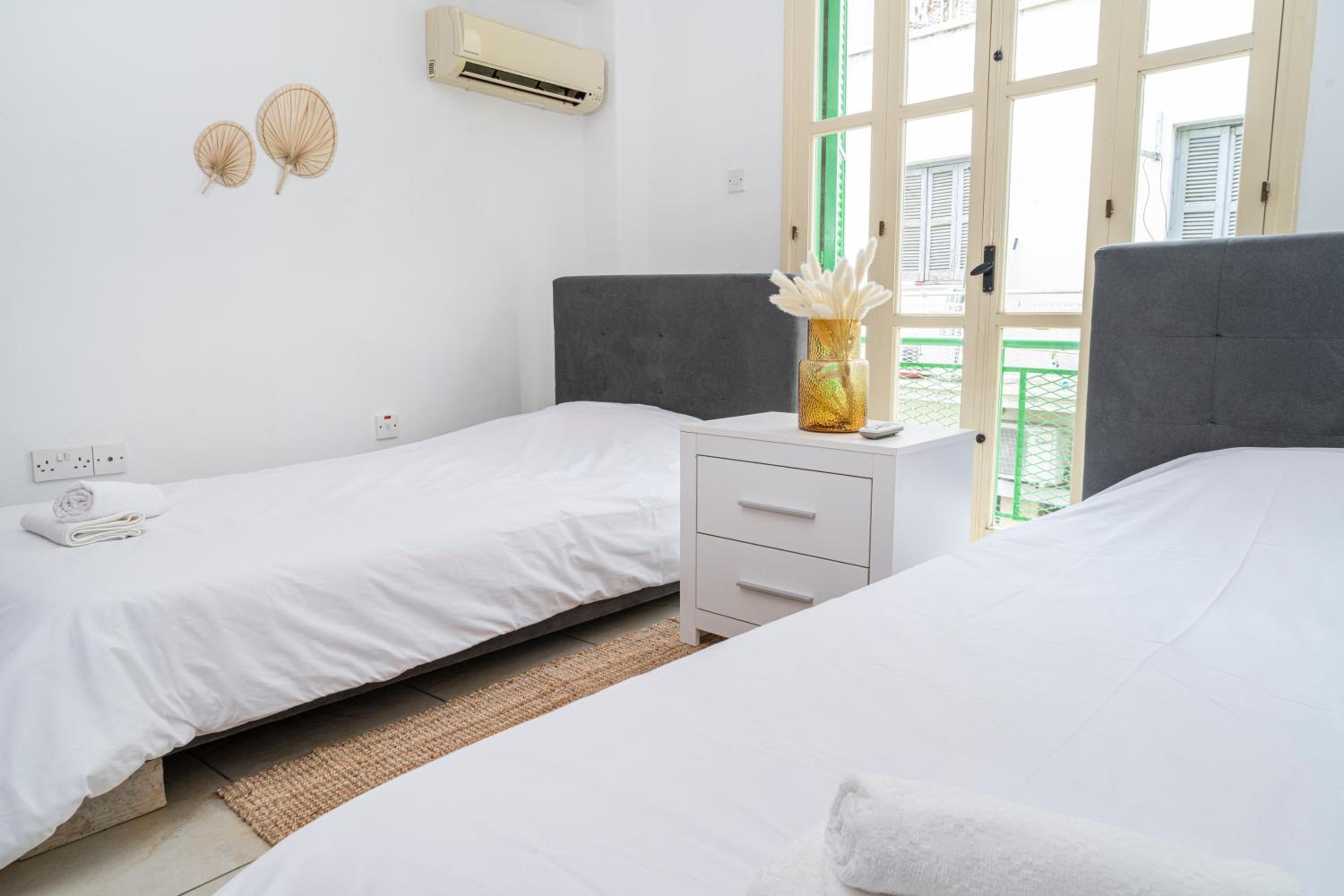 Private room in shared flat