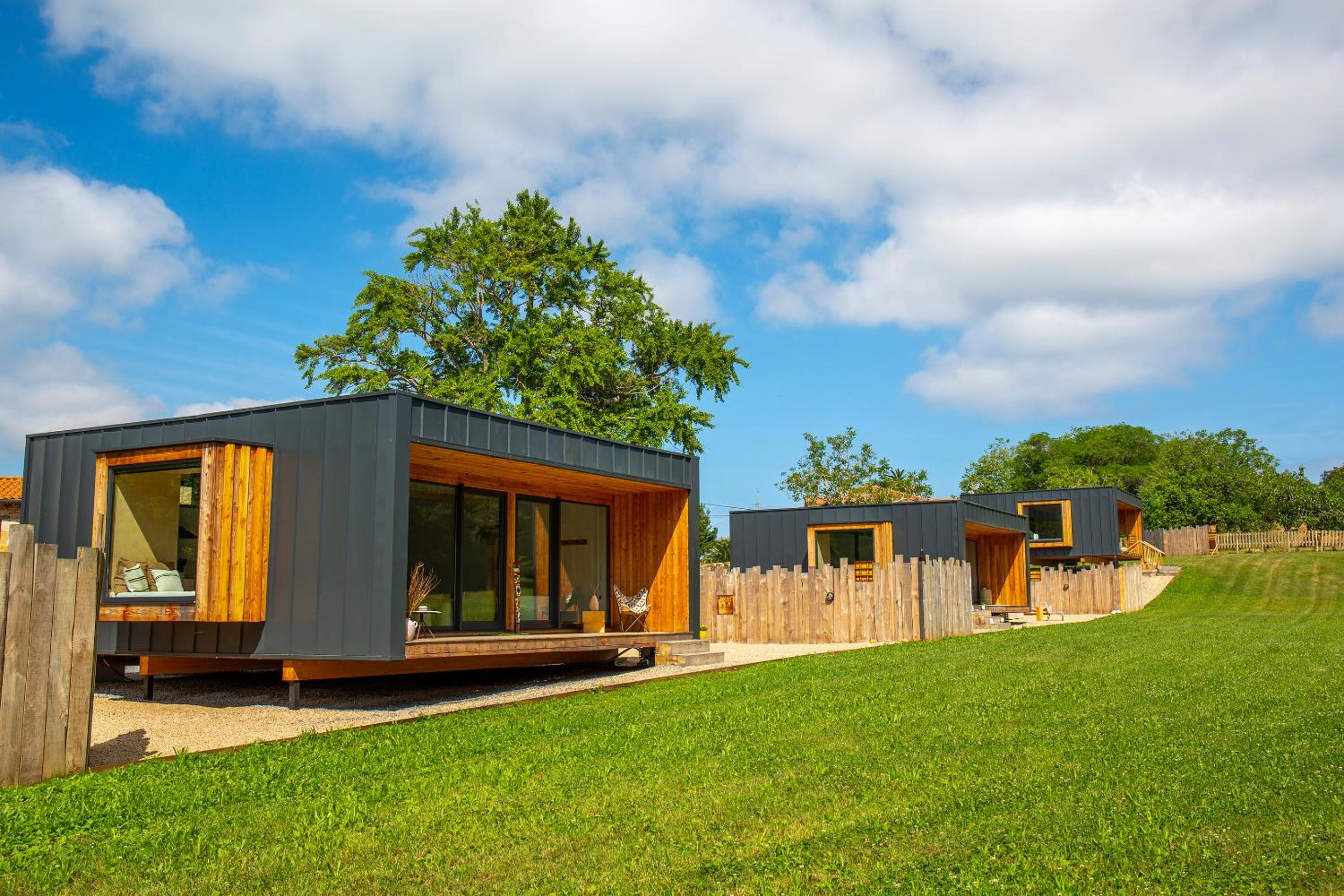 VIBE LUXURY CABINS