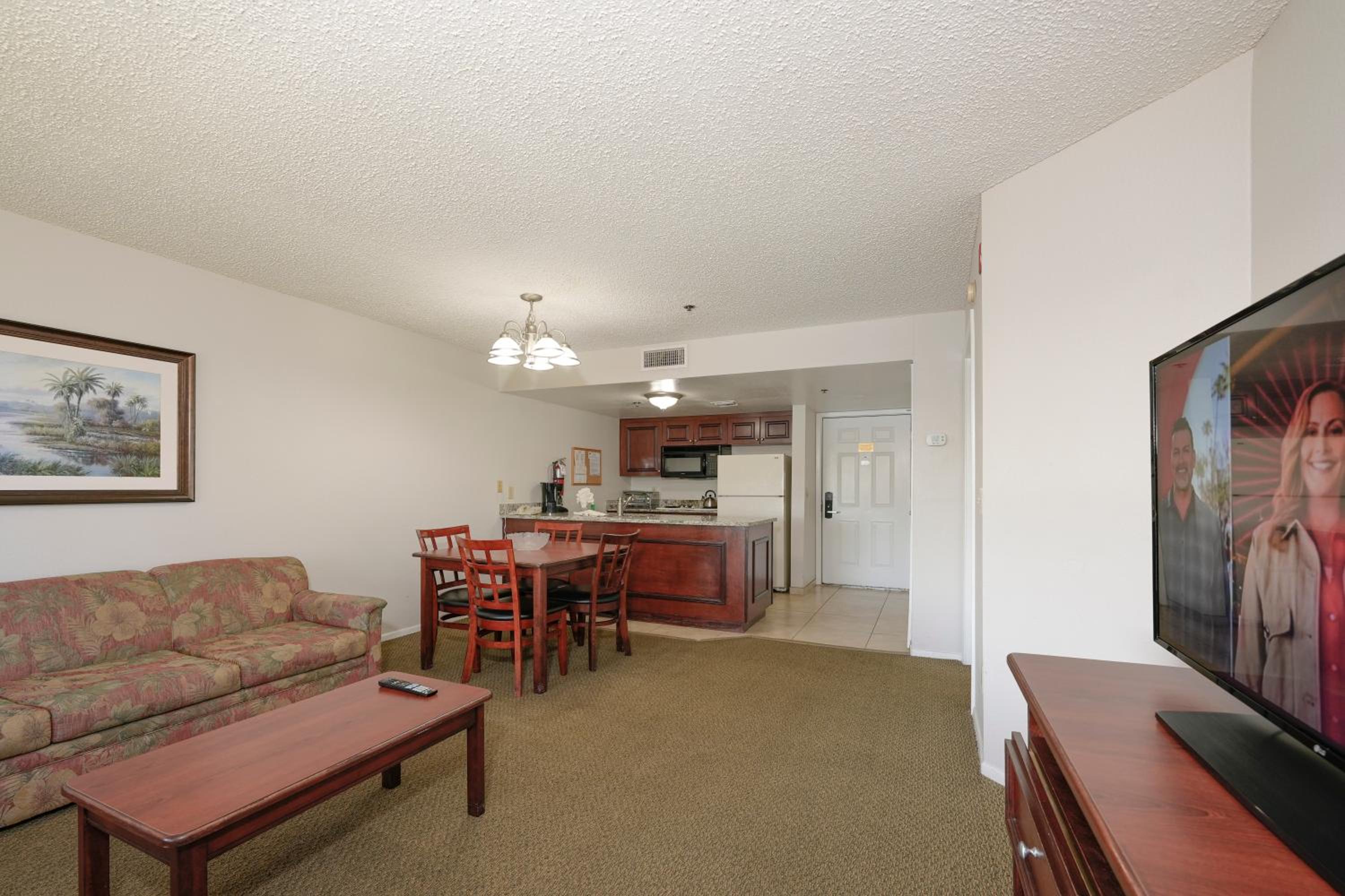 Parc Corniche Condominium Suites, photo 41