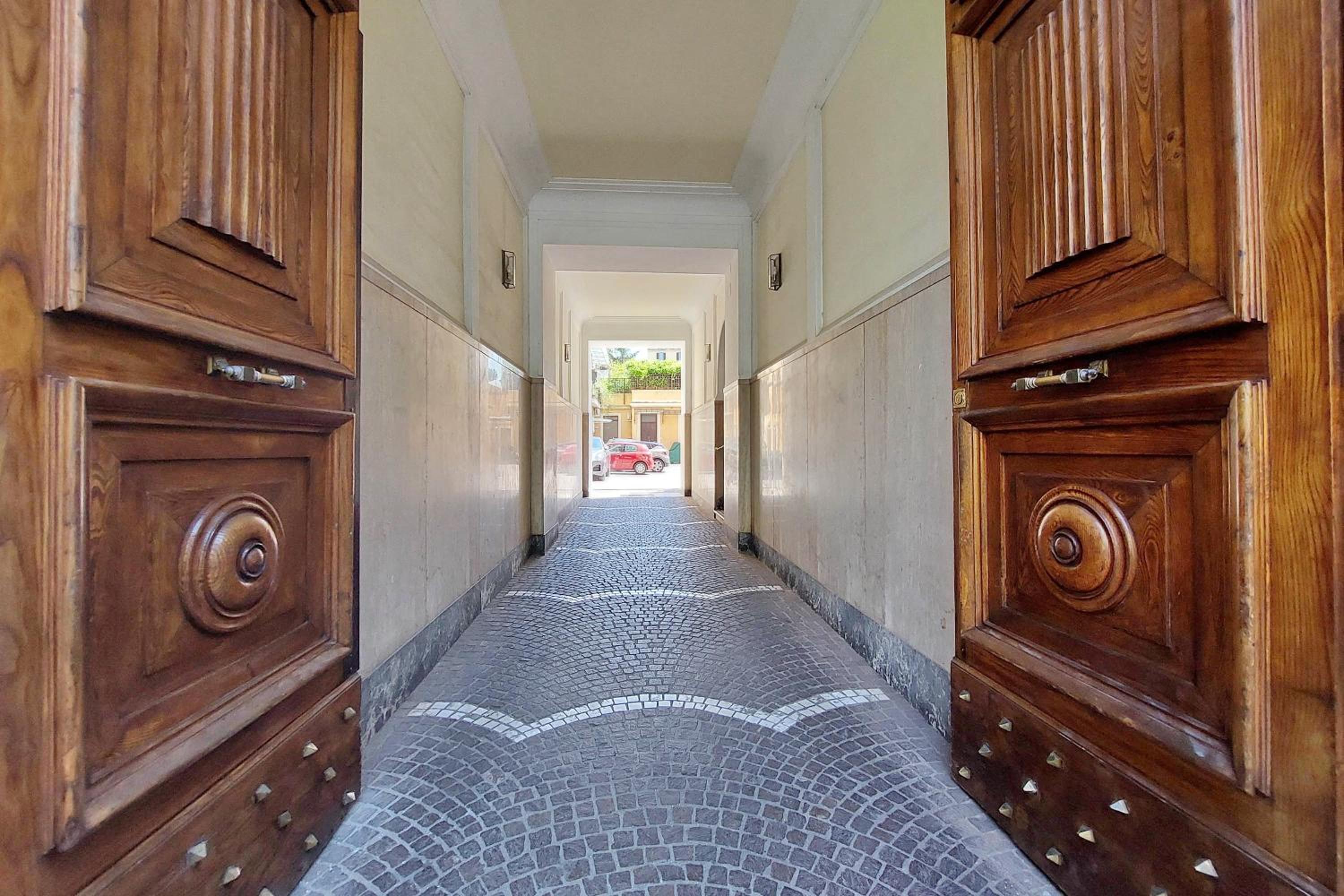 Divine Vatican View Apartment