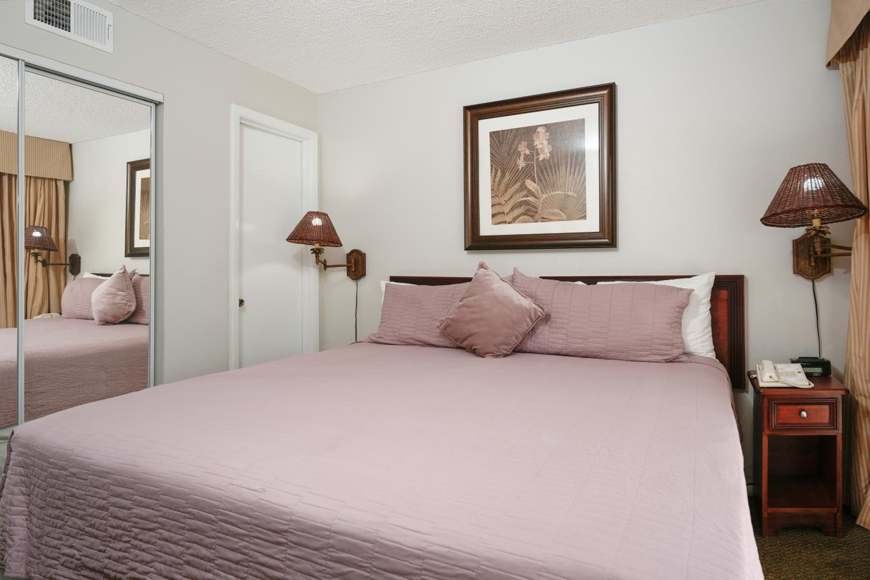 Parc Corniche Condominium Suites, photo 51