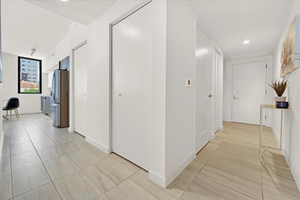 Devereaux Miami Luxury One-Bedroom and Studios