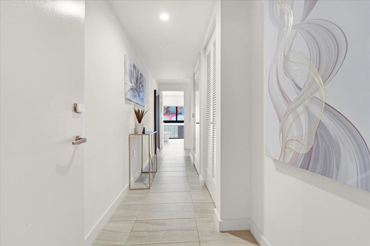 Devereaux Miami Luxury One-Bedroom and Studios