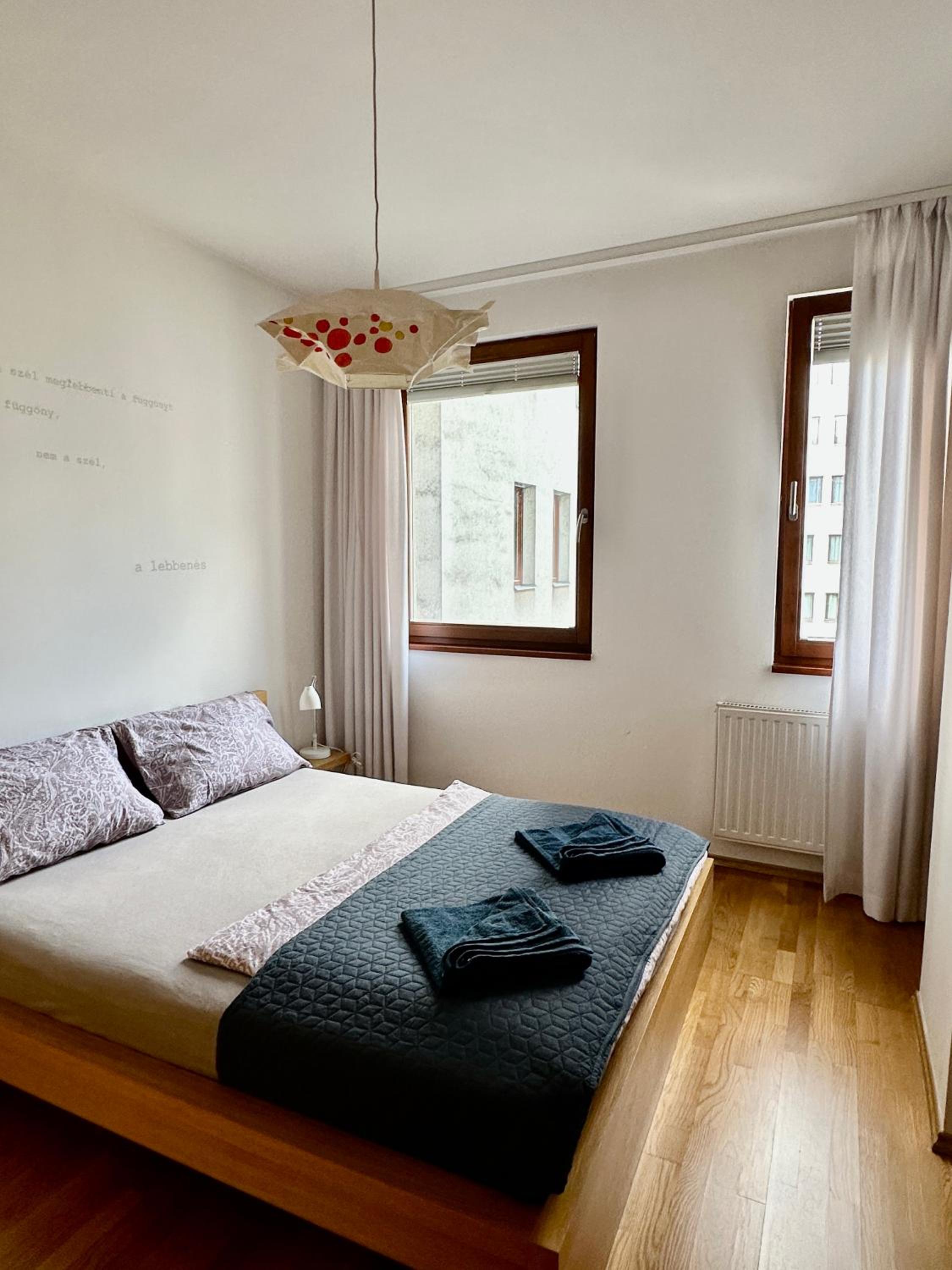 Central apartment with balcony