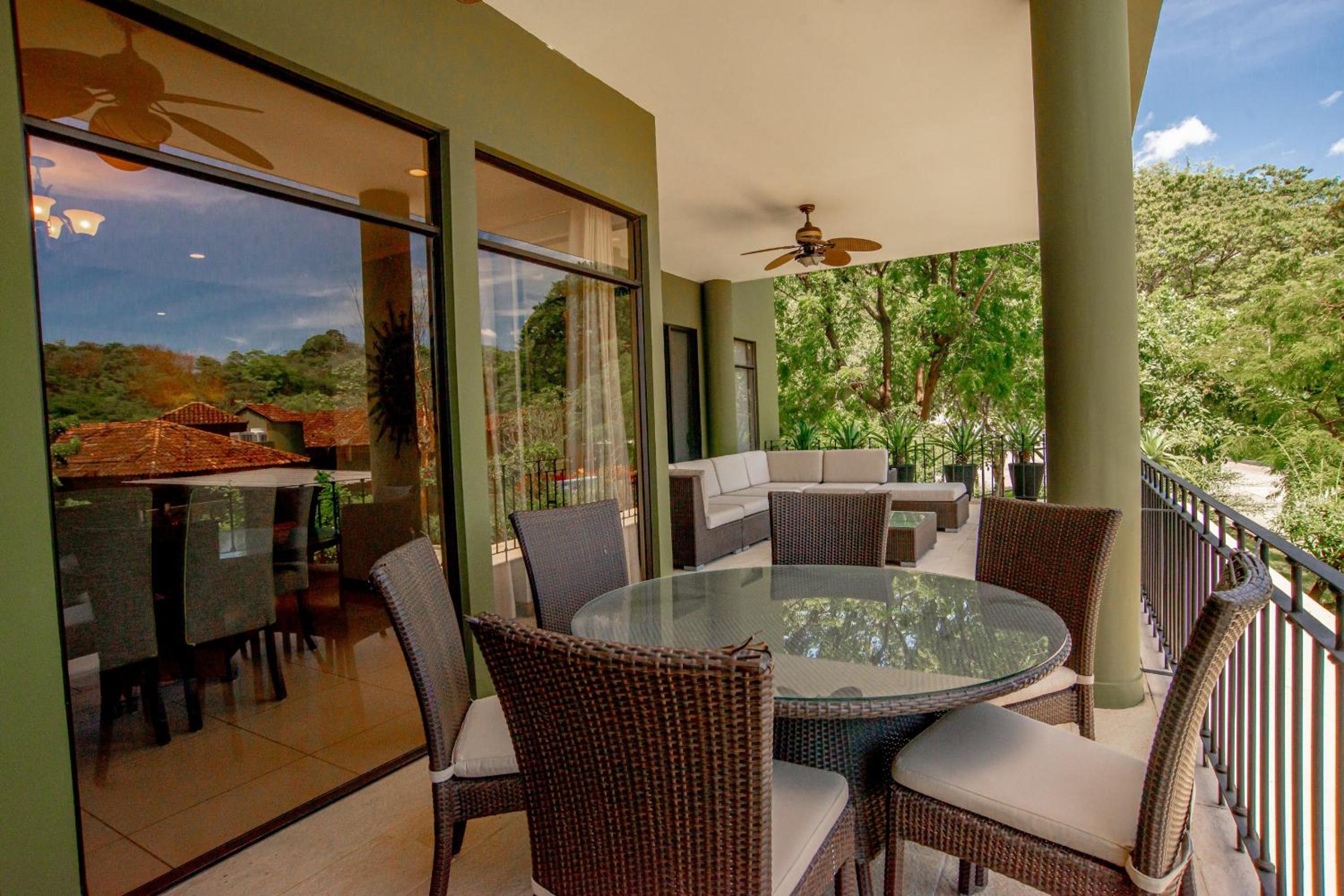 Adults Only 3BR Condo with Partial Ocean View - Carao - Reserva Conchal