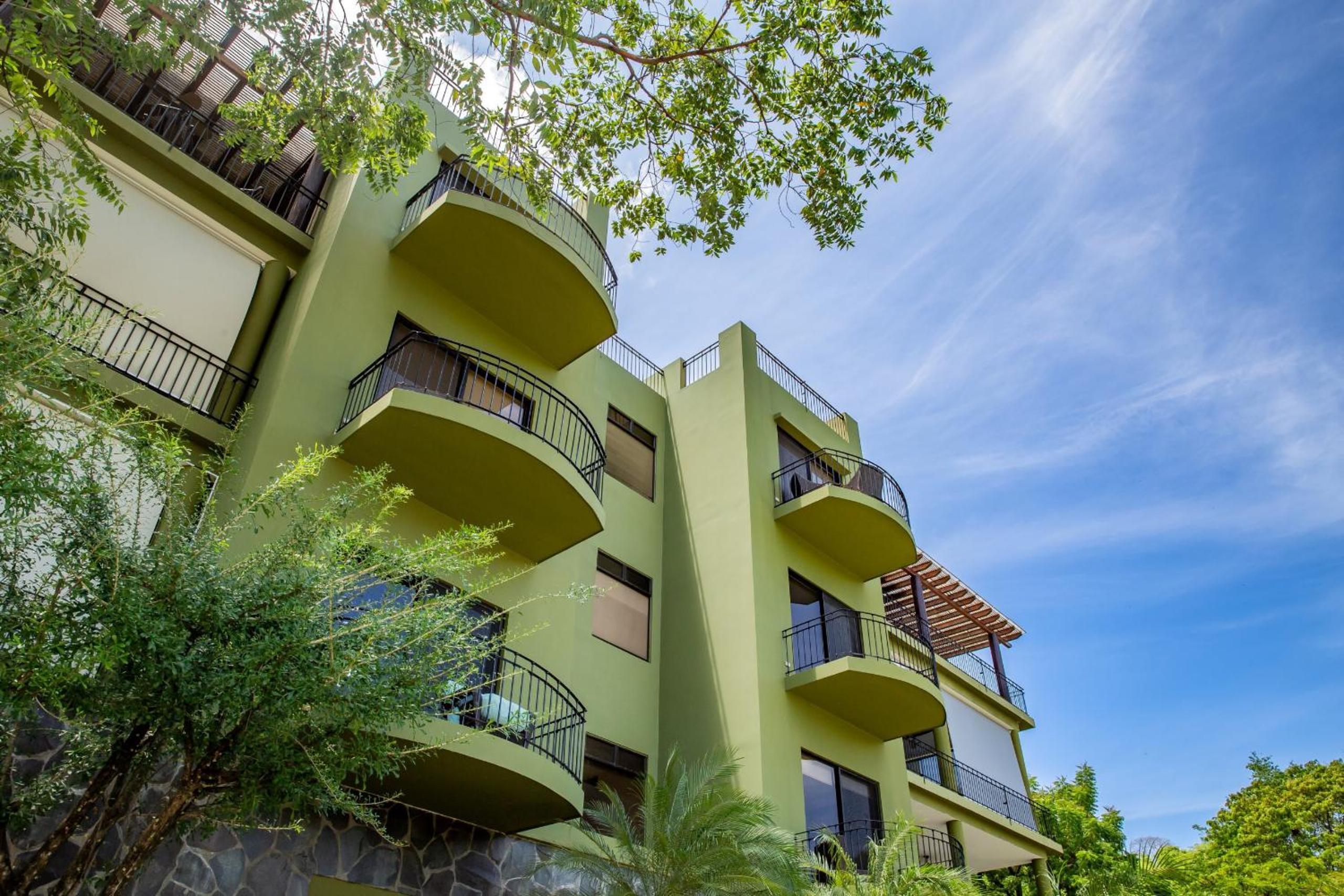 Adults Only 3BR Condo with Partial Ocean View - Carao - Reserva Conchal