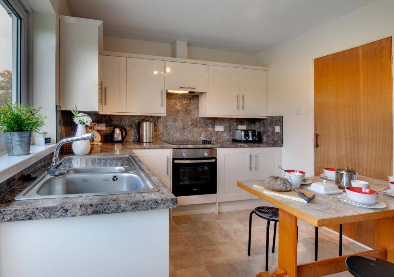 4 Bed in Saundersfoot oc-pw547a view 4