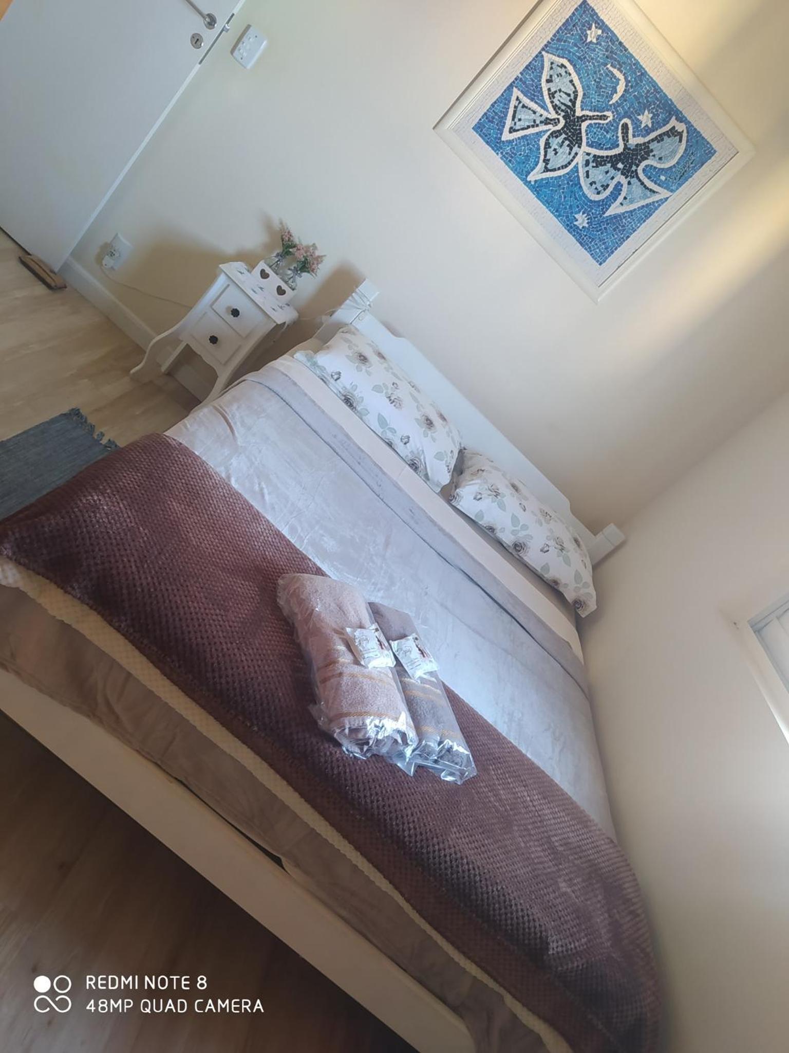 Apartamento moderno com 03 quartos e 02 garagens